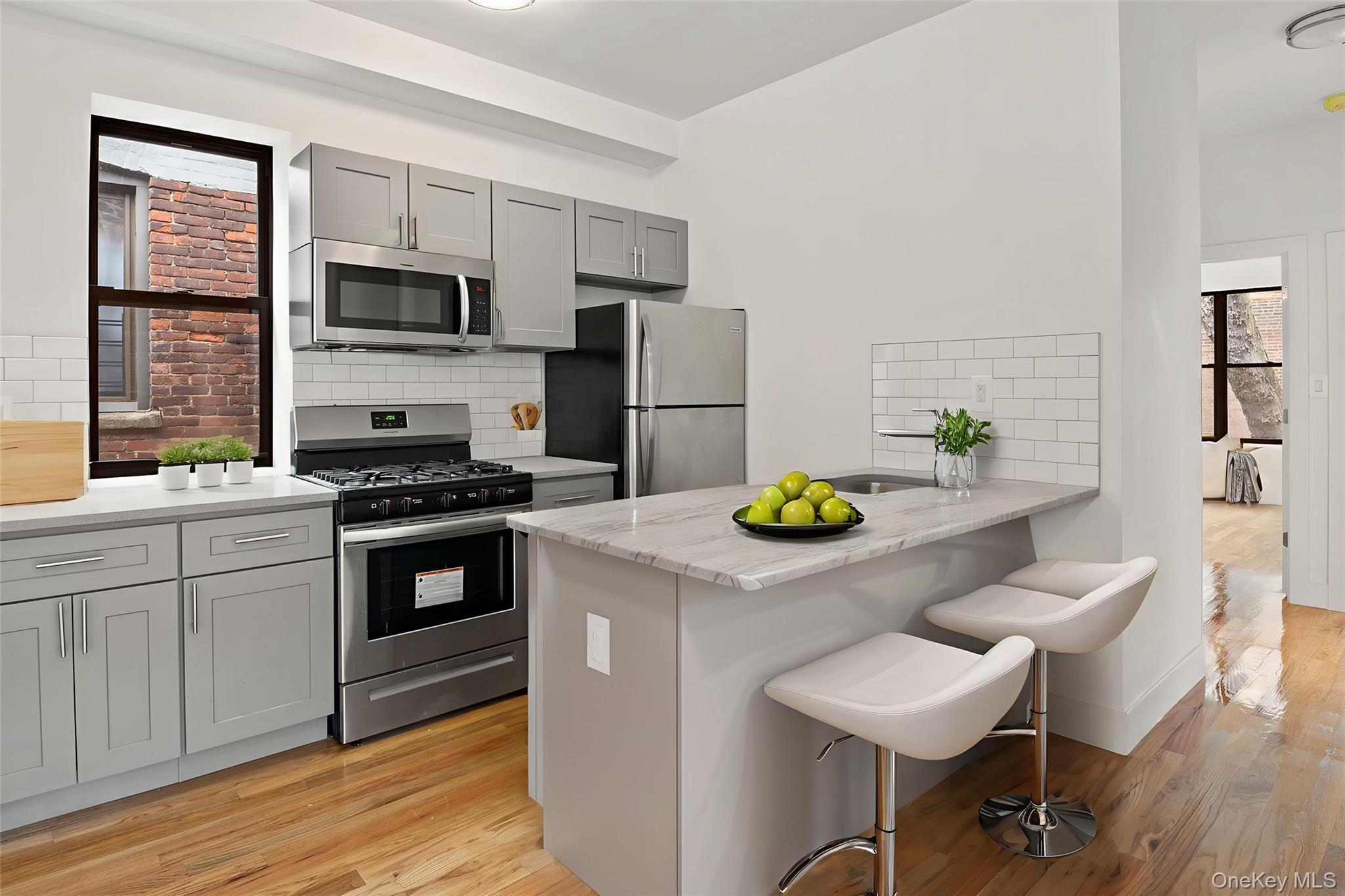 Commercial Sale Andrews  Bronx, NY 10453, MLS-941143-5