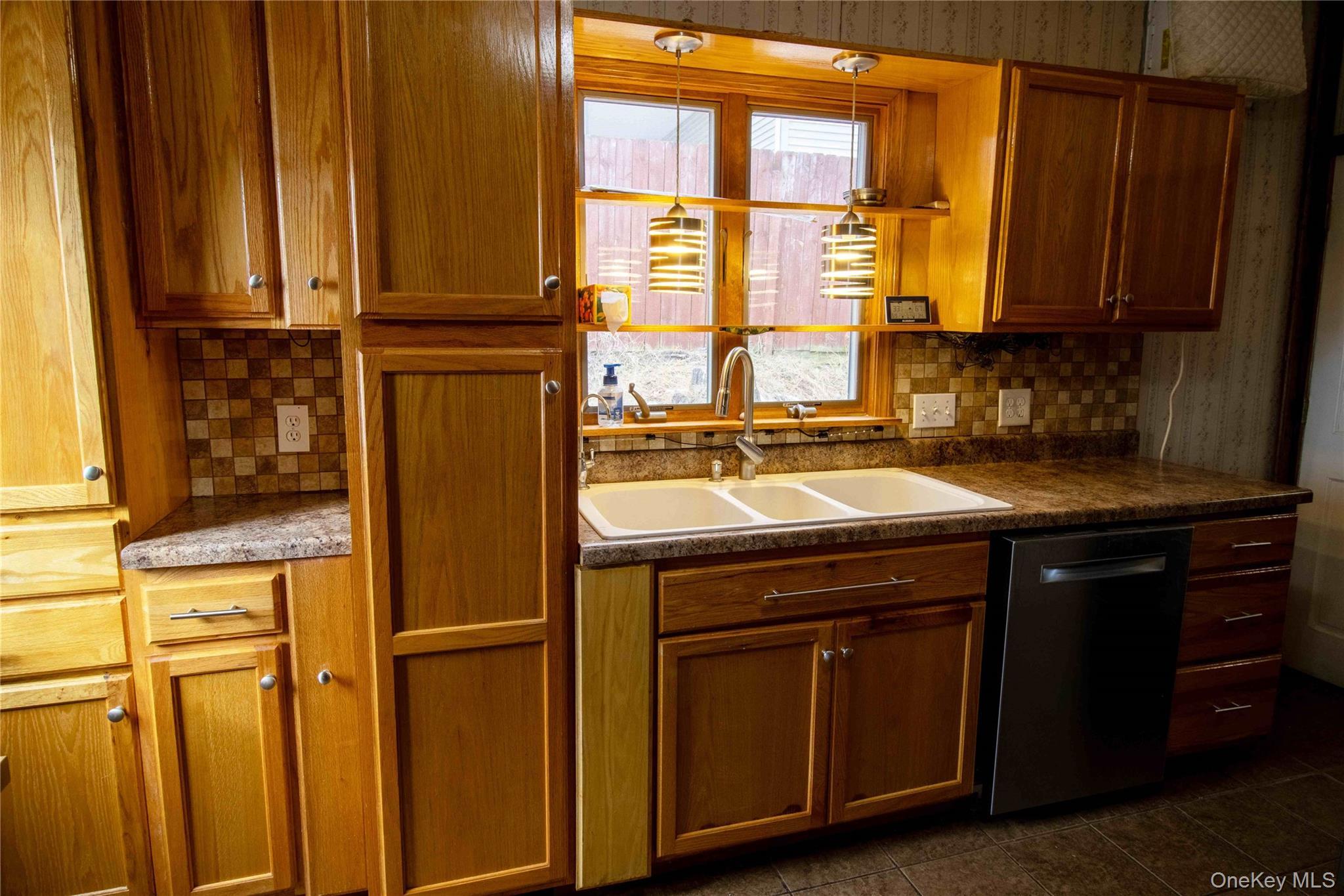 Single Family Scofield  Orange County, NY 12586, MLS-941167-9