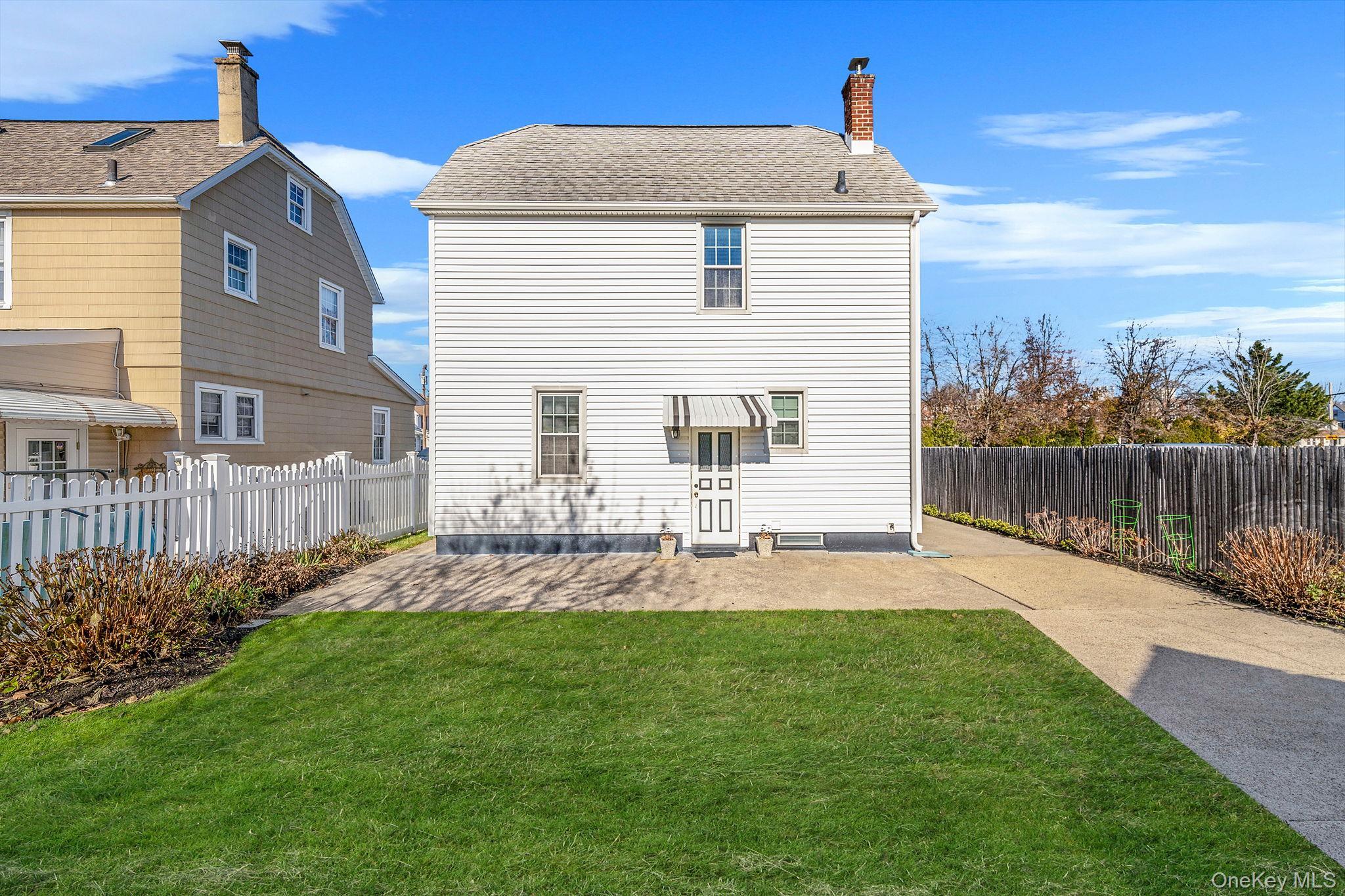 Single Family Hawthorne Nassau County, NY 11596, MLS-941175-5