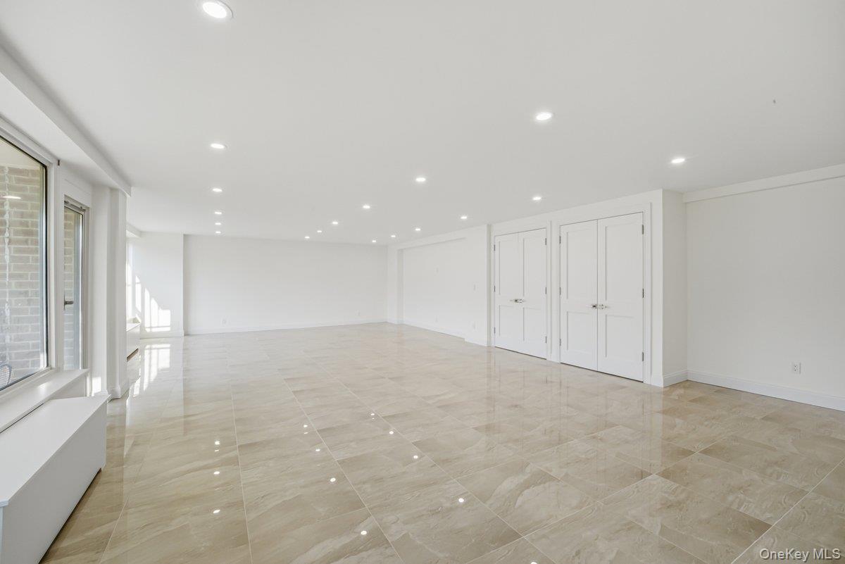 Coop Powells Cove  Queens, NY 11357, MLS-941178-12