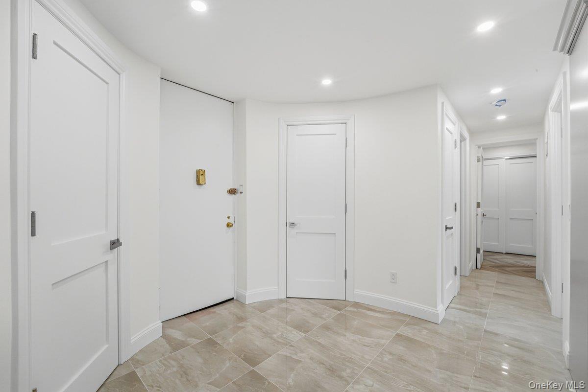 Coop Powells Cove  Queens, NY 11357, MLS-941178-15