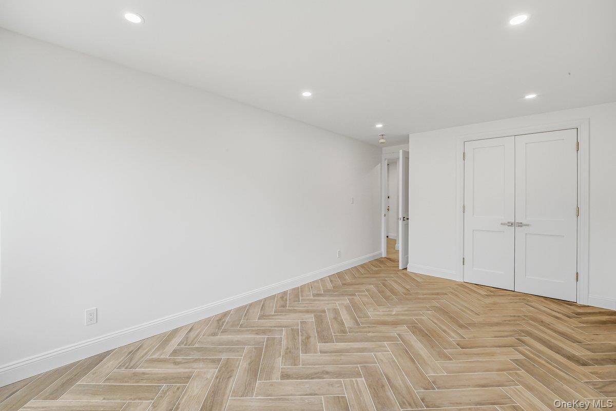 Coop Powells Cove  Queens, NY 11357, MLS-941178-25