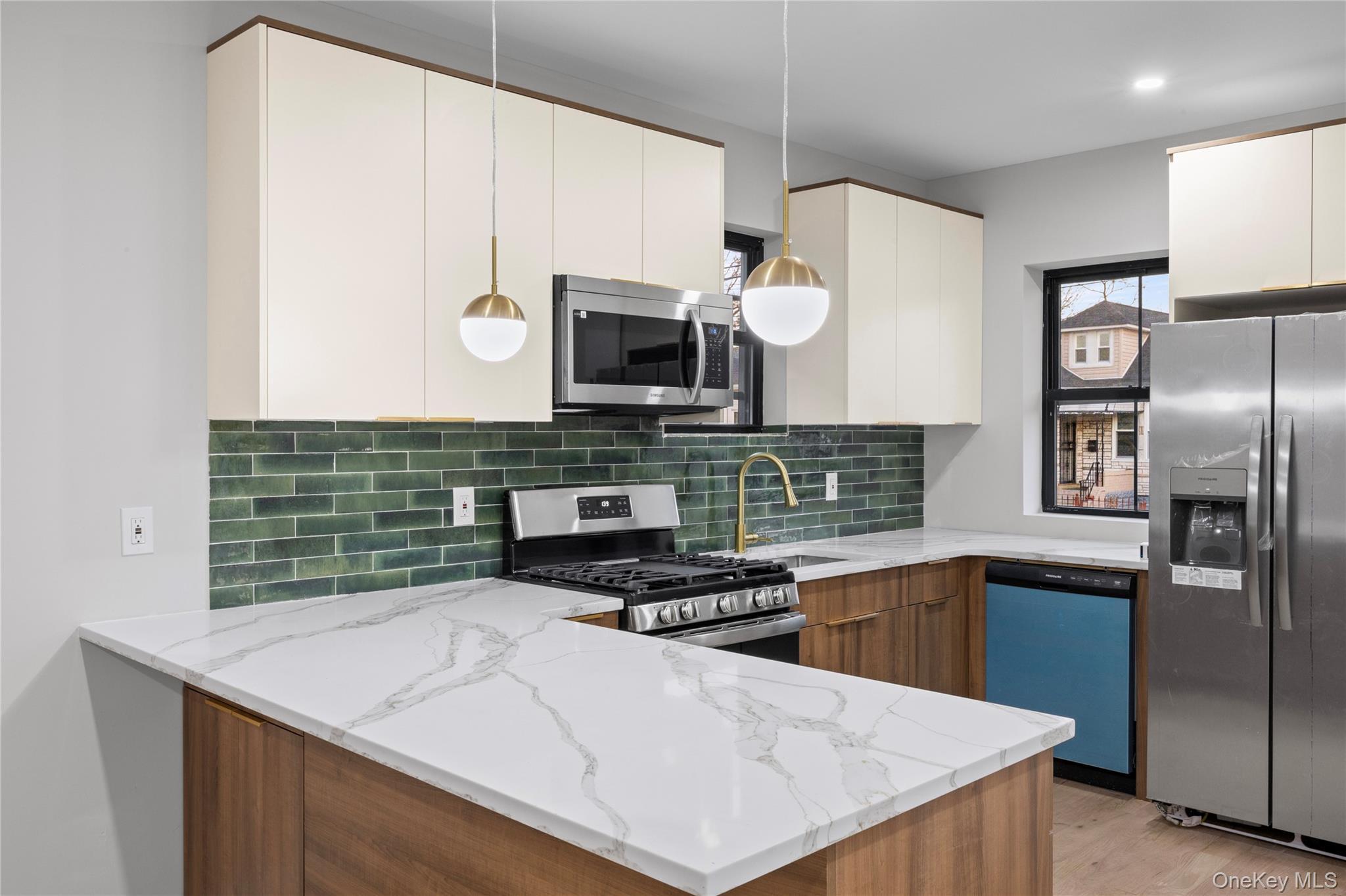 Single Family 118th Queens, NY 11434, MLS-941181-11