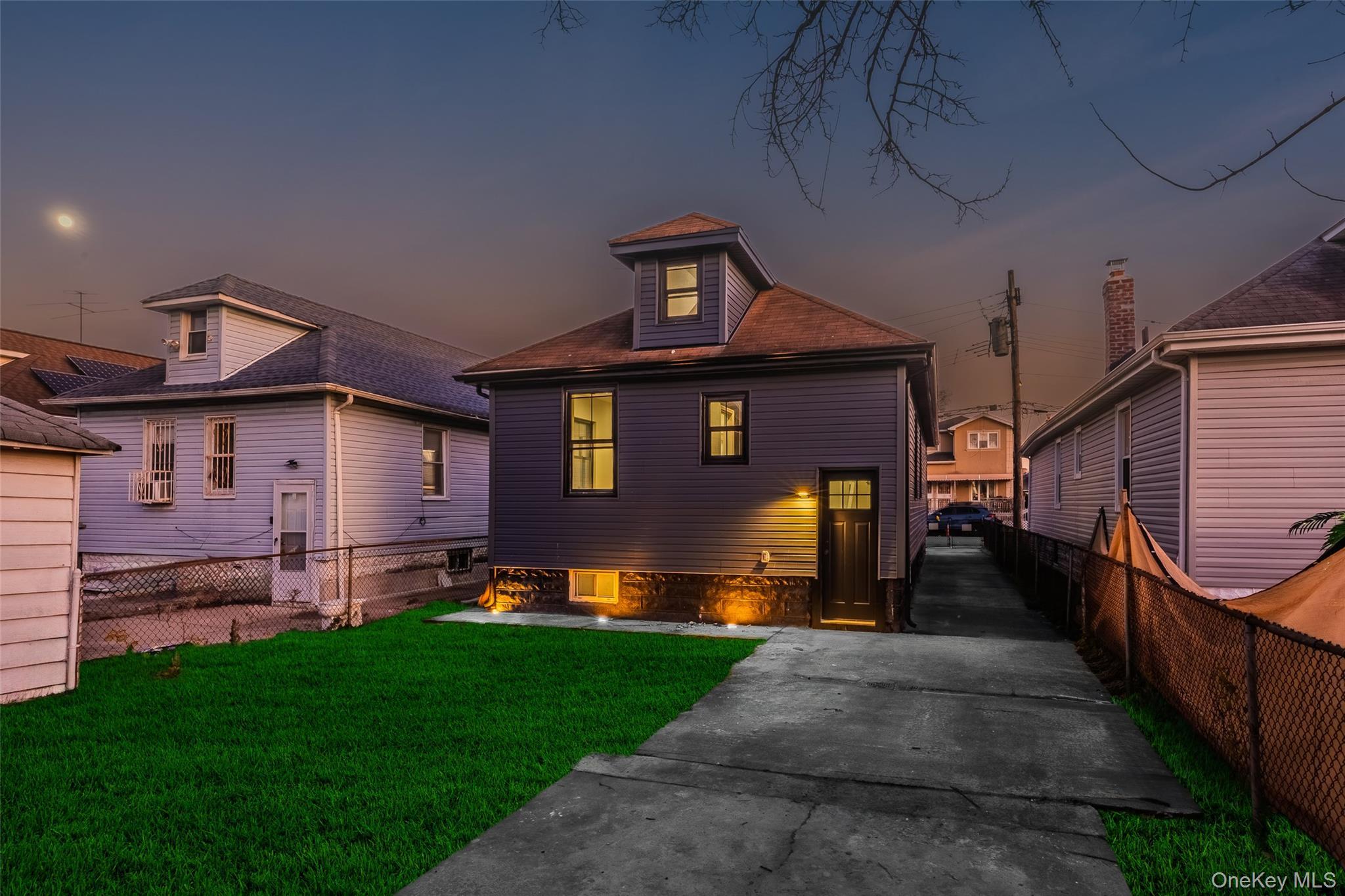 Single Family 118th Queens, NY 11434, MLS-941181-38