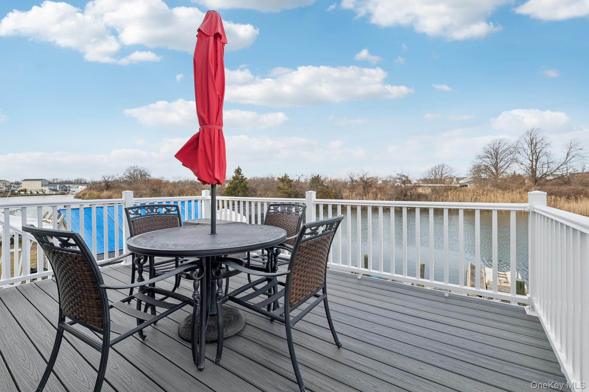 Single Family Somerset  Nassau County, NY 11783, MLS-941196-27