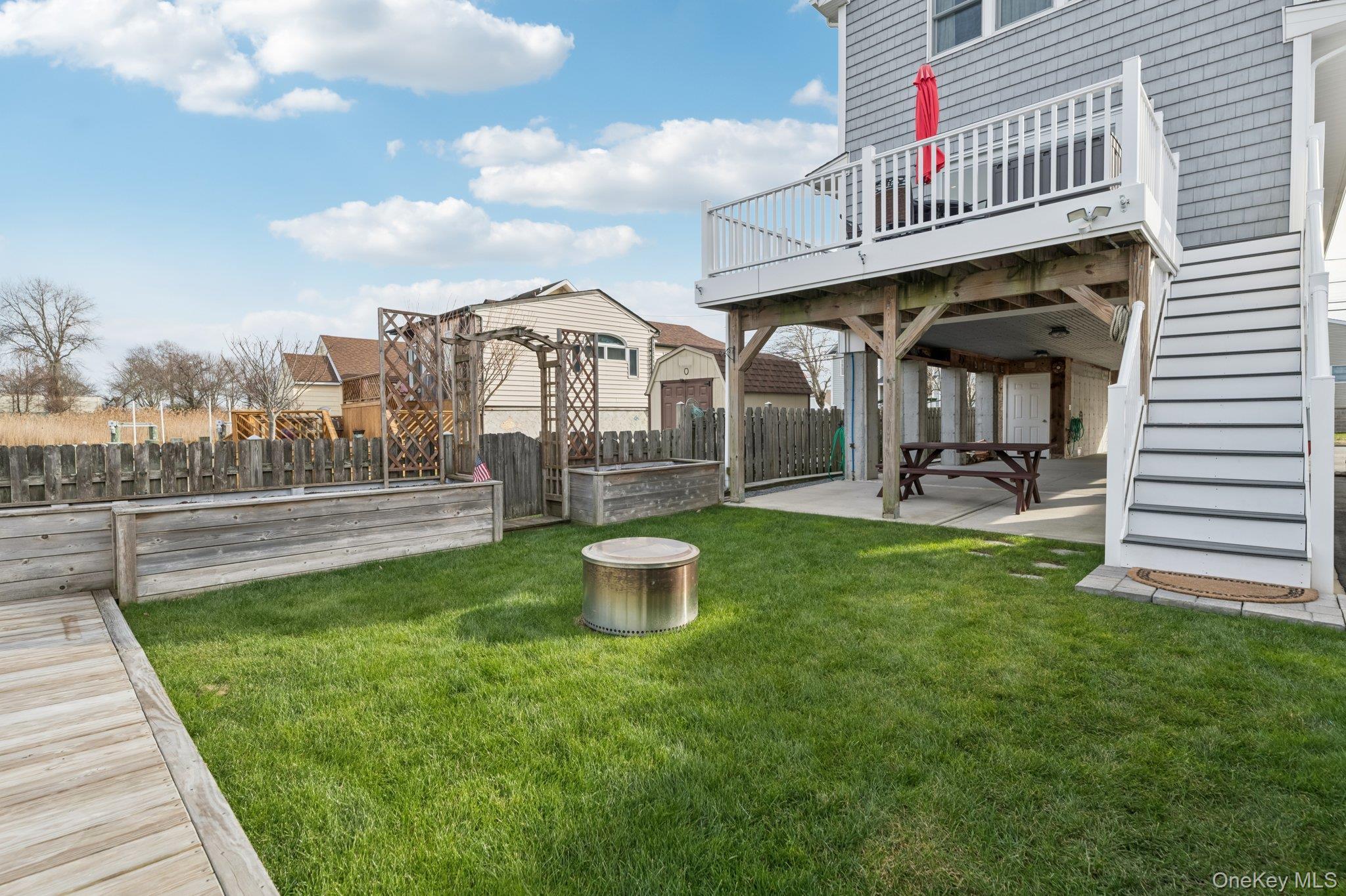 Single Family Somerset  Nassau County, NY 11783, MLS-941196-30
