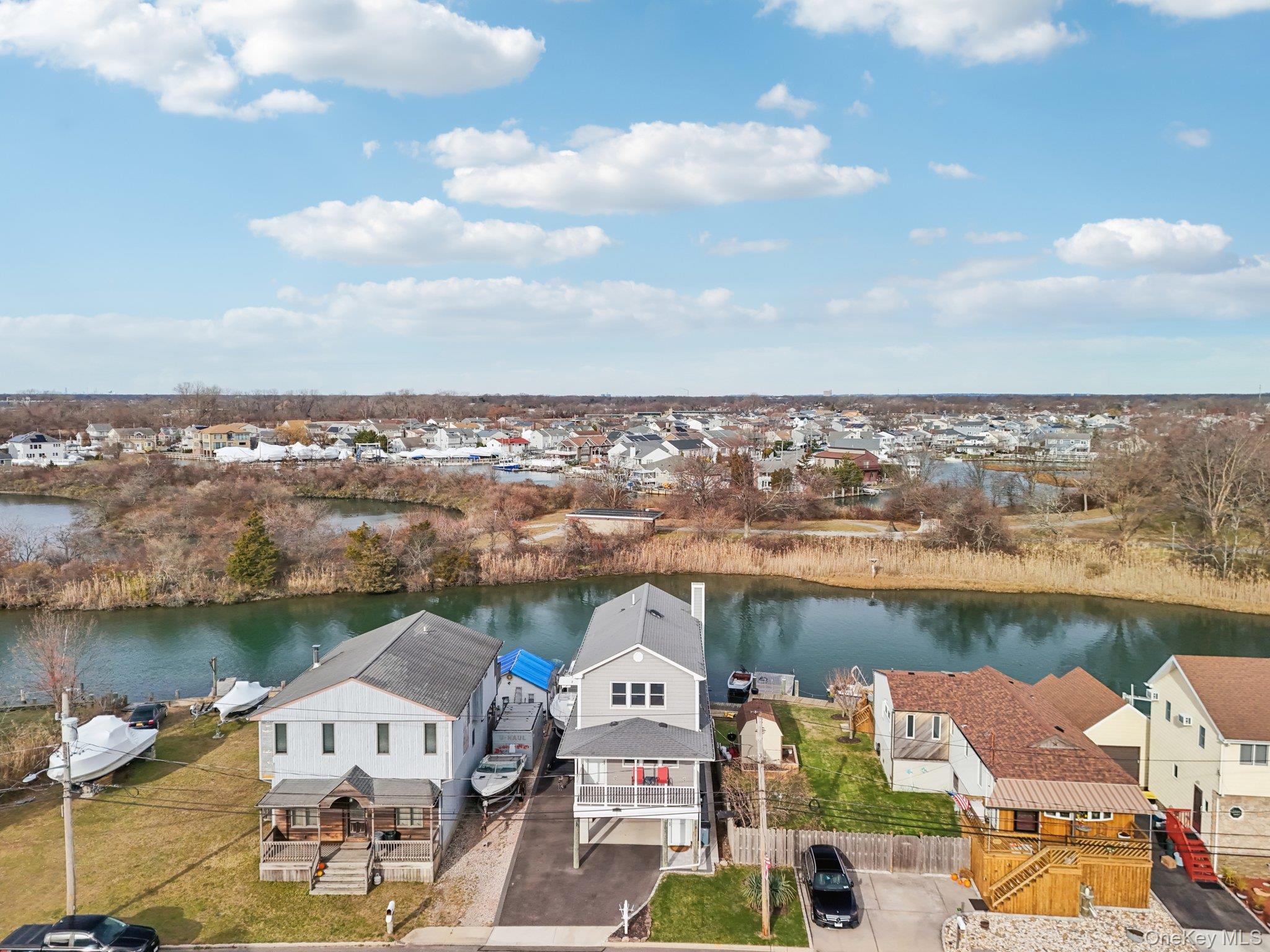 Single Family Somerset  Nassau County, NY 11783, MLS-941196-32