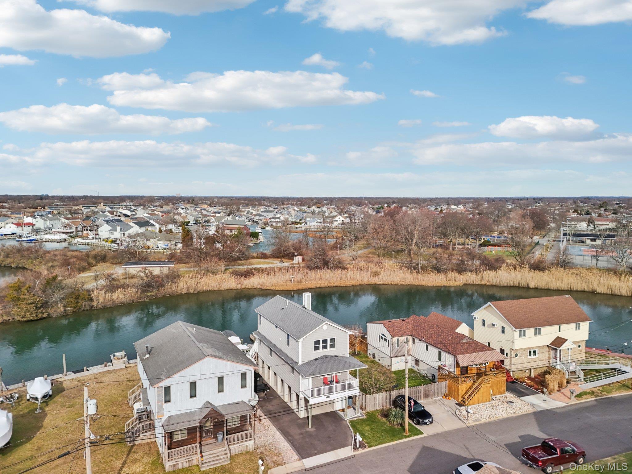Single Family Somerset  Nassau County, NY 11783, MLS-941196-33