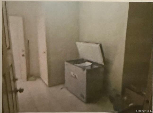 Single Family Clarkstown Out Of Area, NY 99999, MLS-941226-11