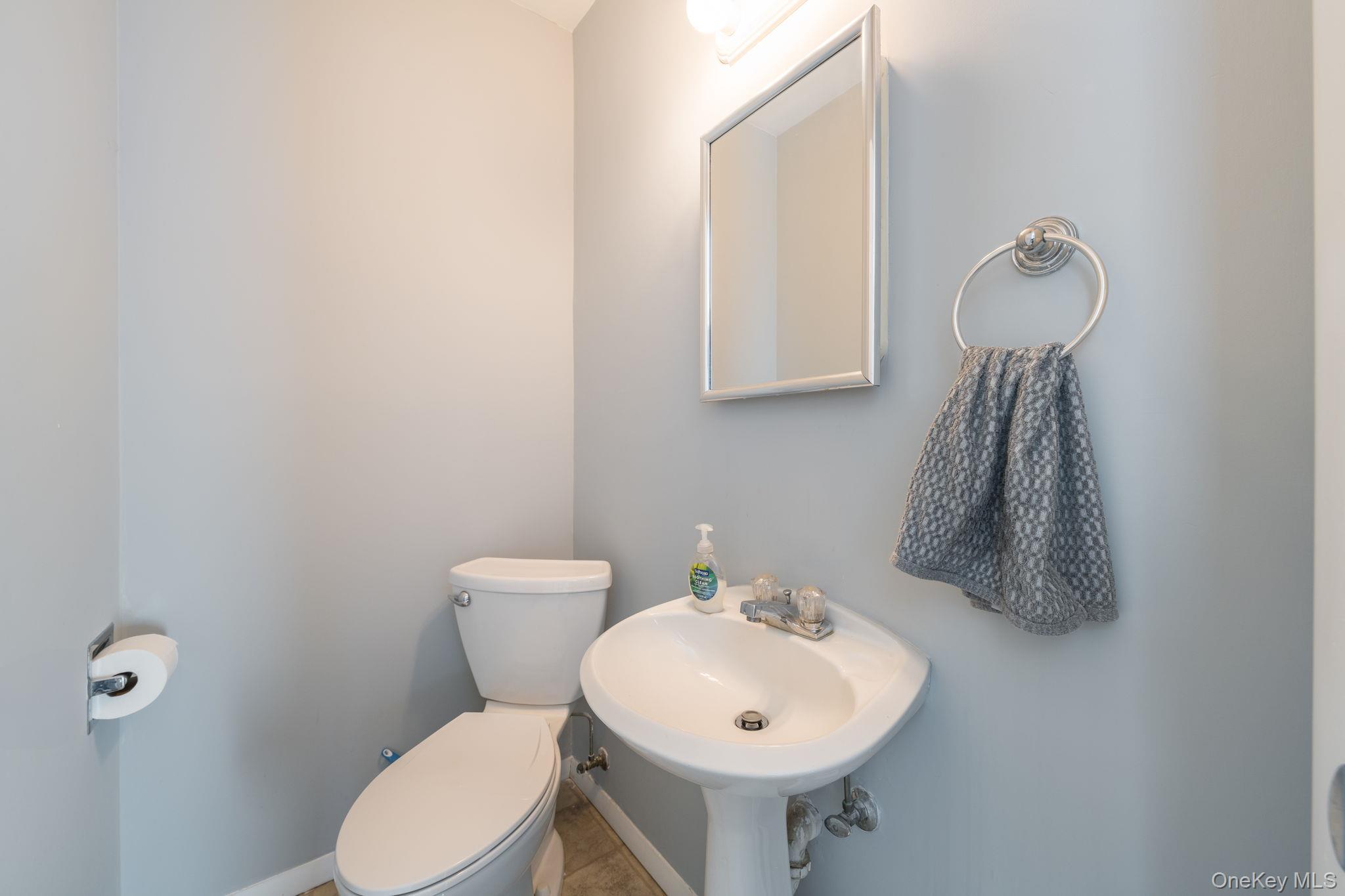 Single Family 215th Queens, NY 11427, MLS-941254-11