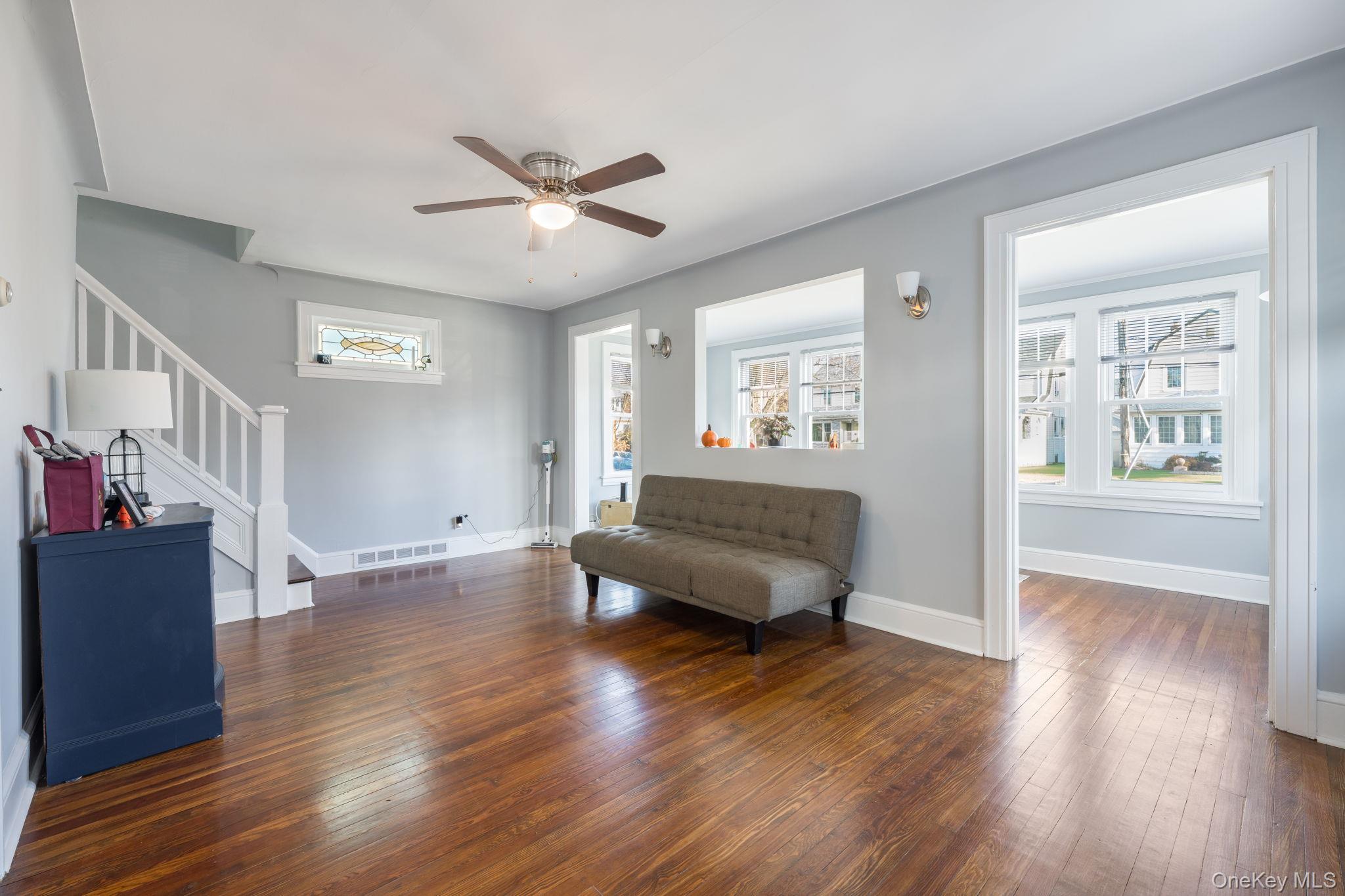 Single Family 215th Queens, NY 11427, MLS-941254-13