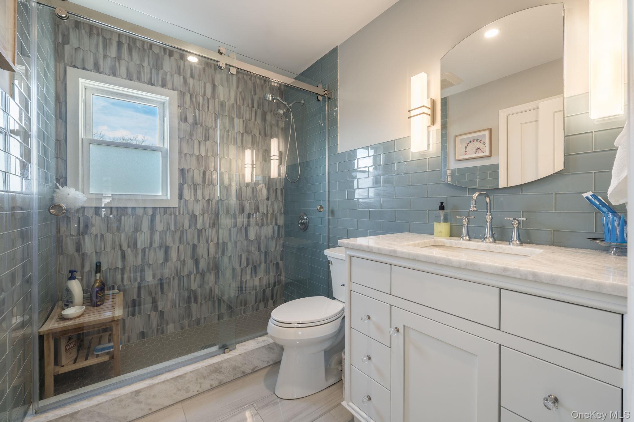 Single Family 215th Queens, NY 11427, MLS-941254-20