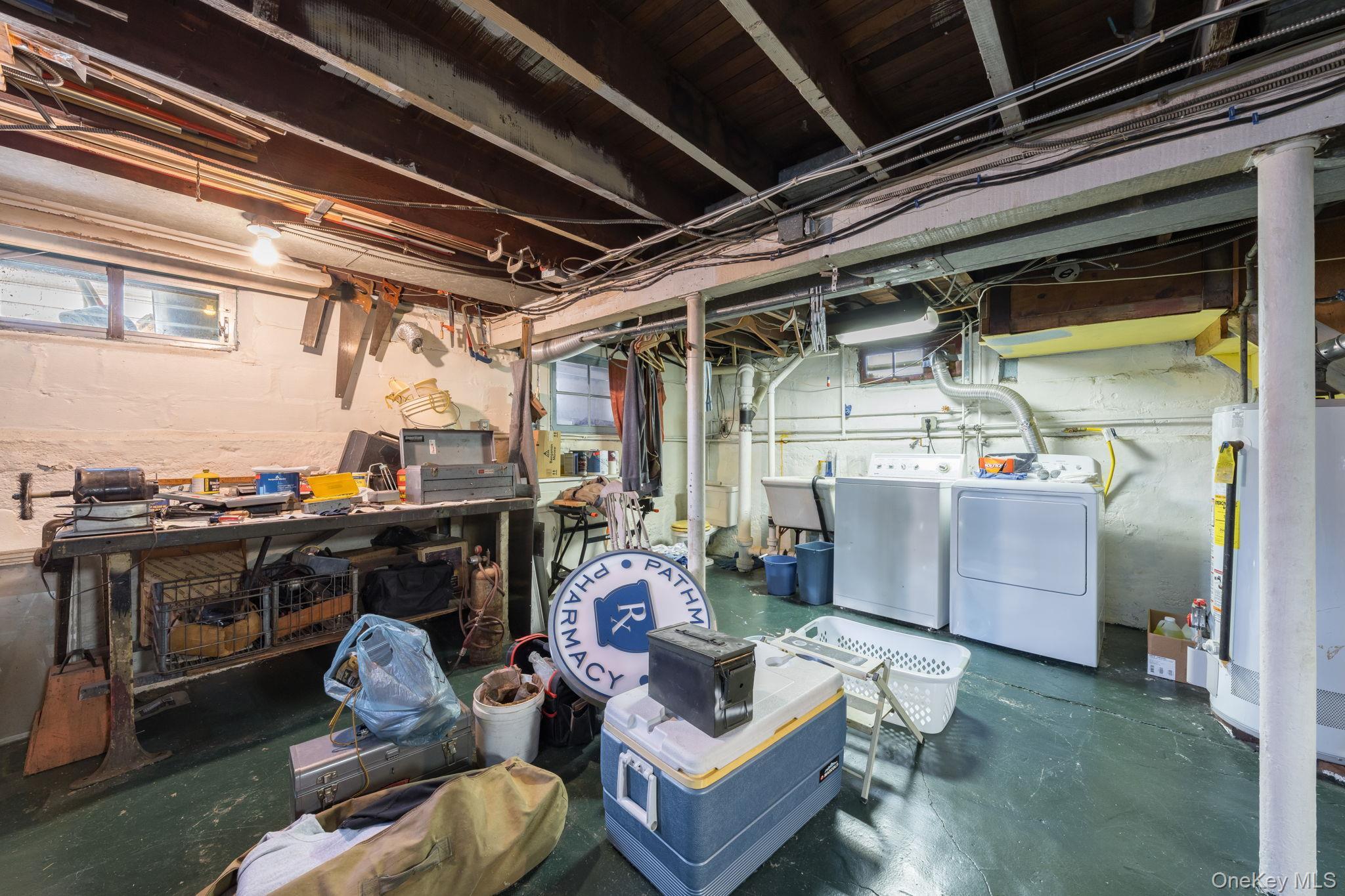 Single Family 215th Queens, NY 11427, MLS-941254-27