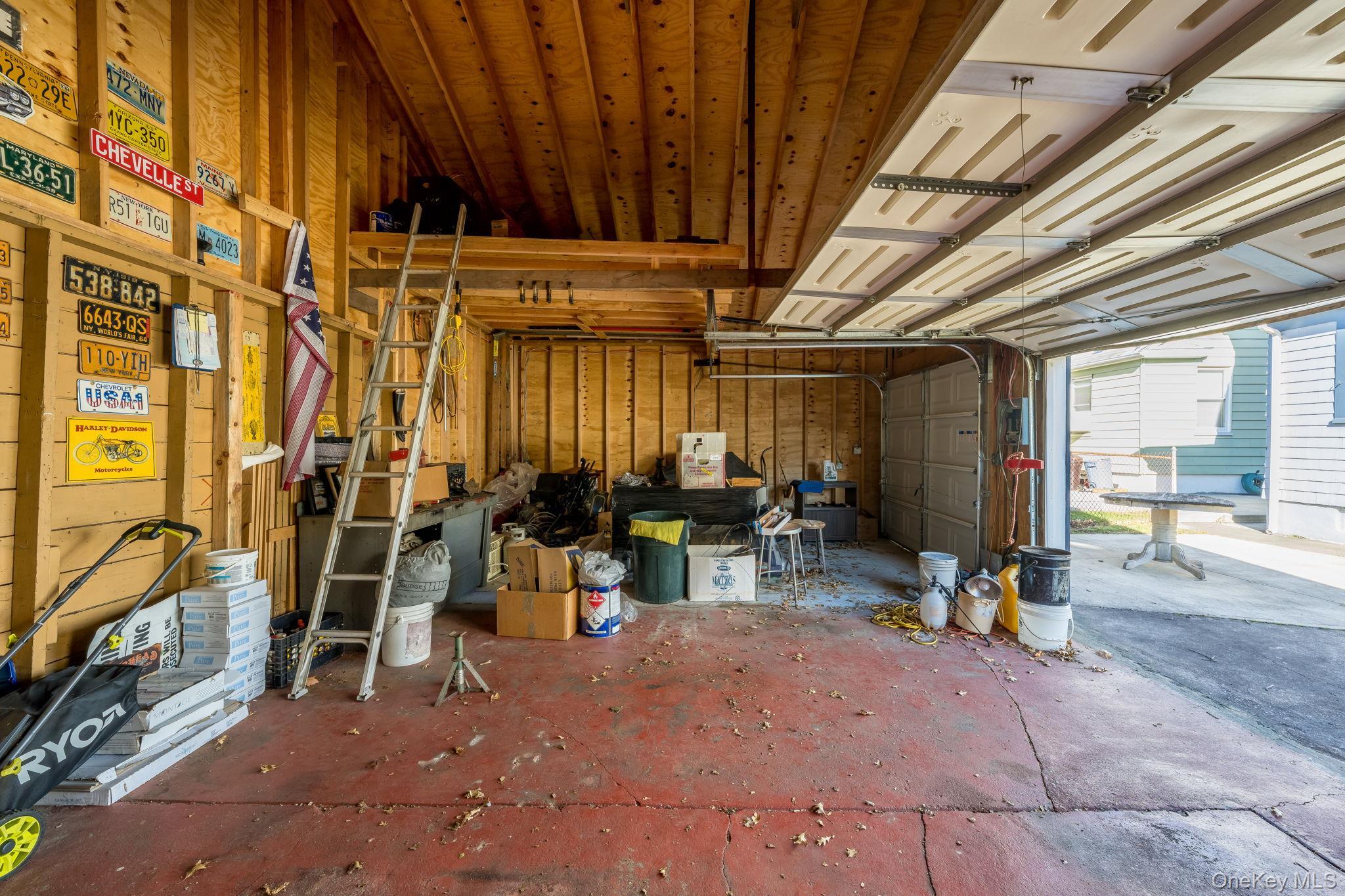 Single Family 215th  Queens, NY 11427, MLS-941254-32