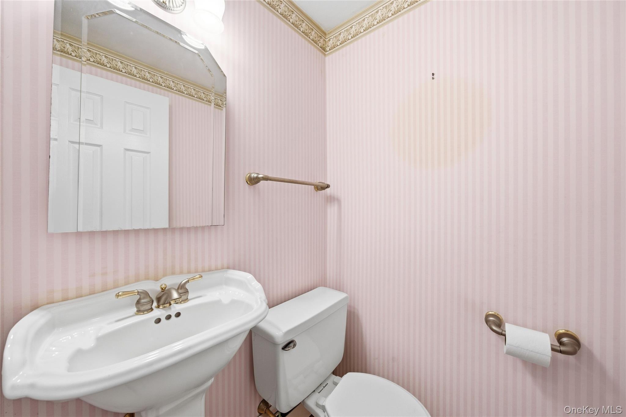 Single Family Pantzer Suffolk County, NY 11787, MLS-941256-19