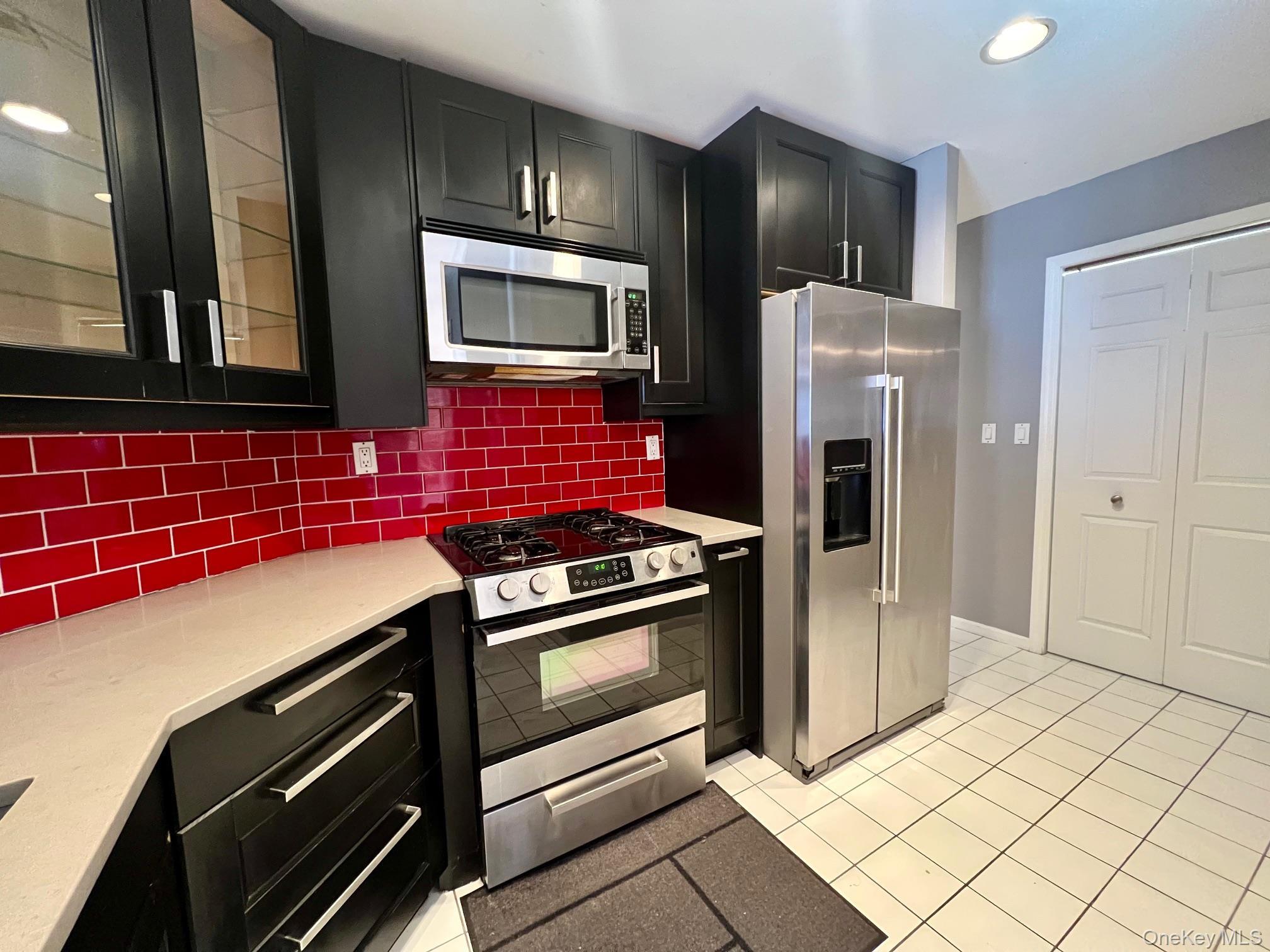 Condo Ray Westchester County, NY 10583, MLS-941261-12