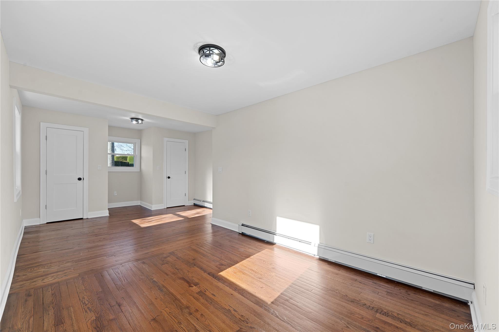 Single Family Guilette Suffolk County, NY 11701, MLS-941266-11