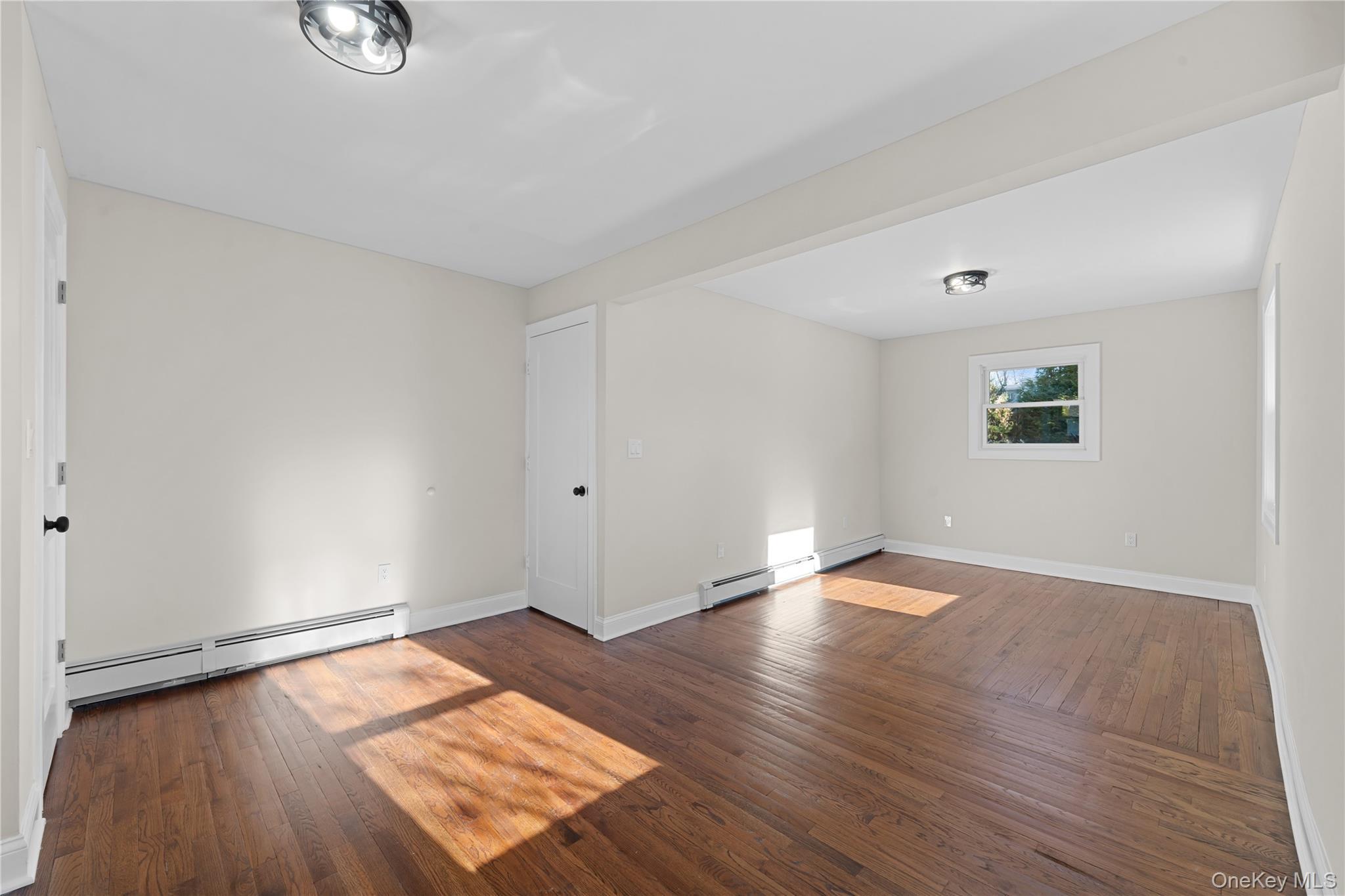 Single Family Guilette Suffolk County, NY 11701, MLS-941266-14