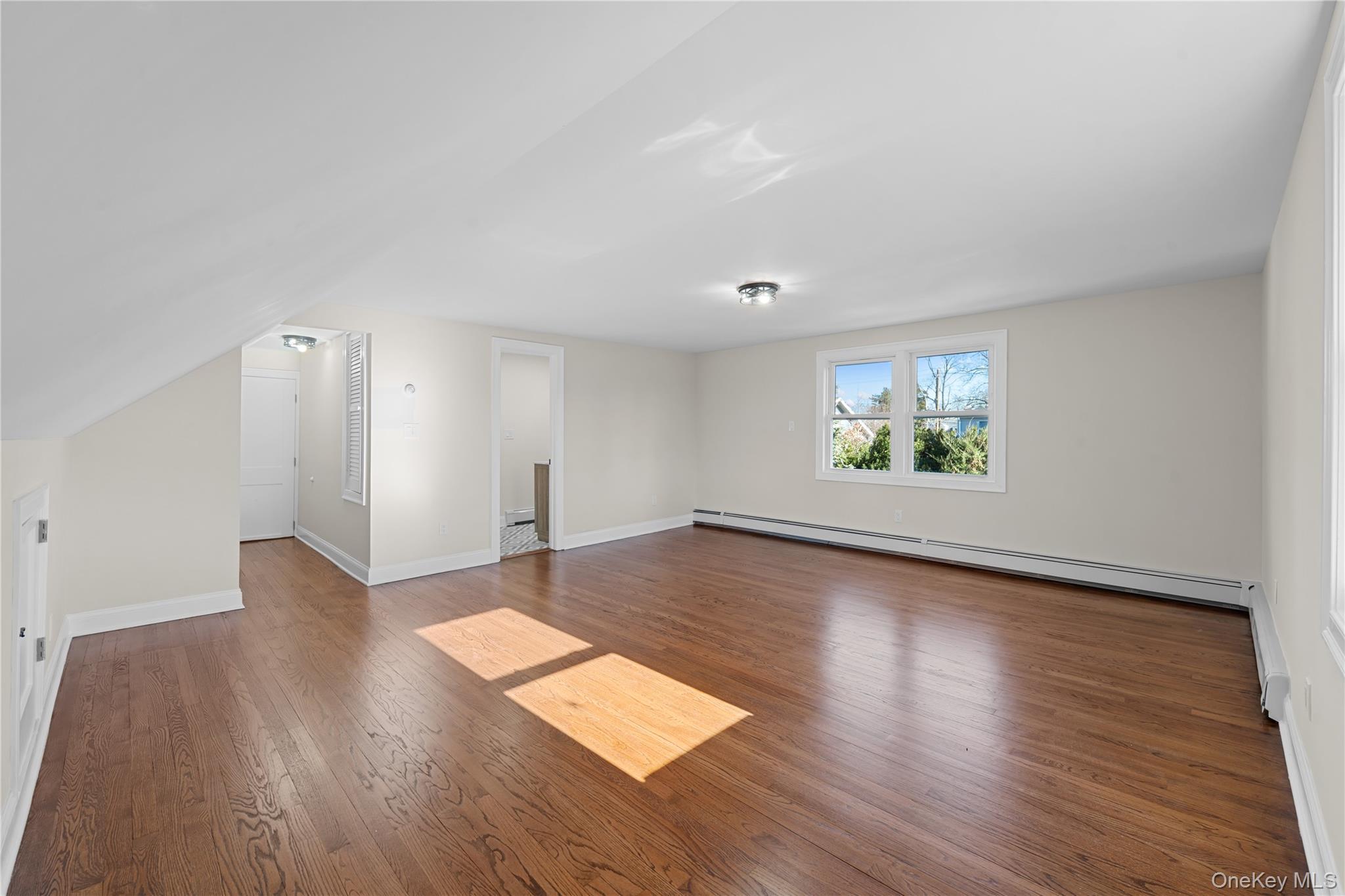 Single Family Guilette Suffolk County, NY 11701, MLS-941266-18