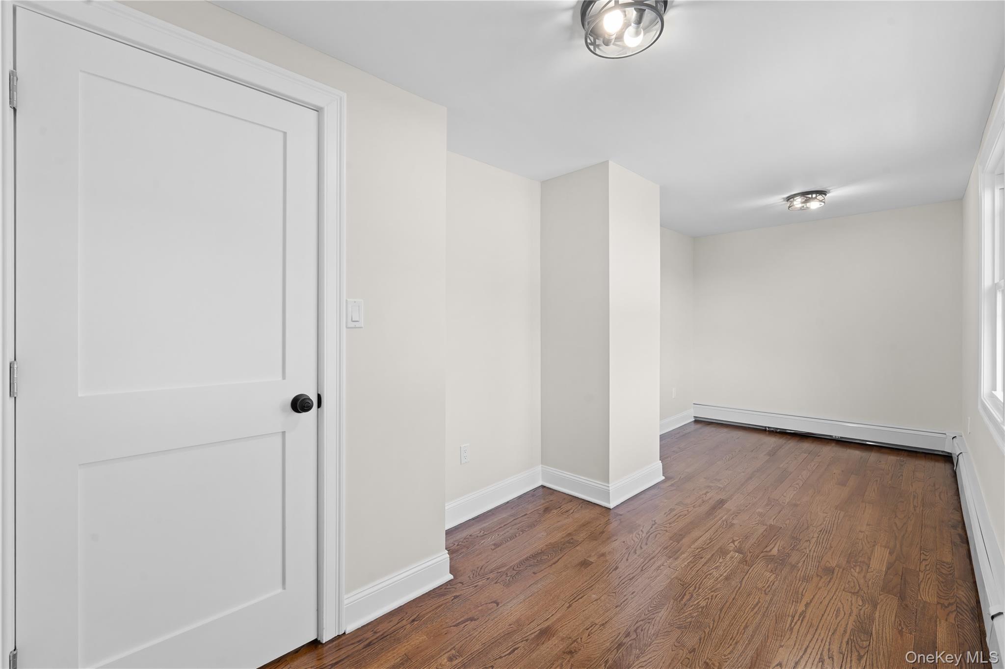 Single Family Guilette Suffolk County, NY 11701, MLS-941266-20