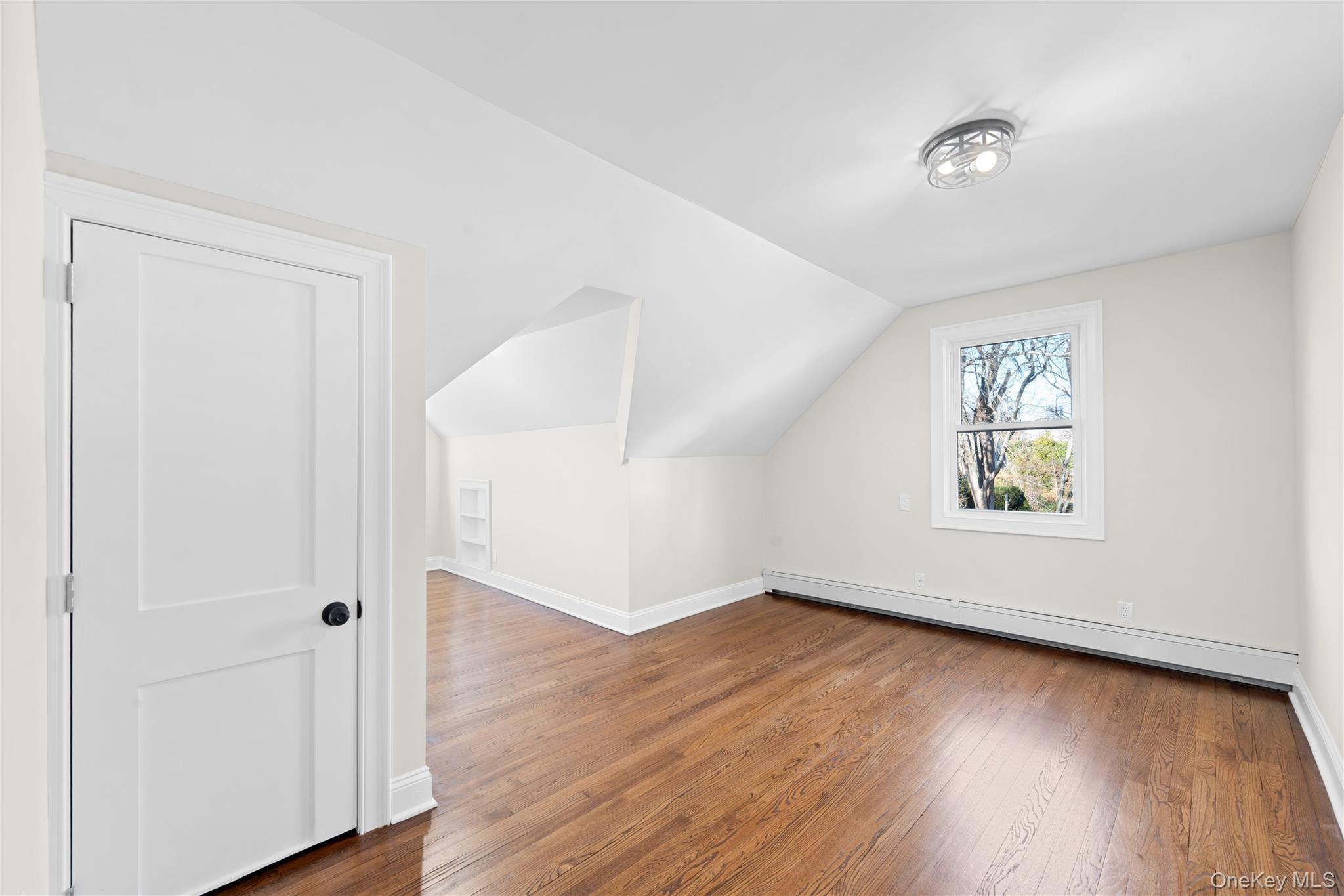 Single Family Guilette Suffolk County, NY 11701, MLS-941266-21