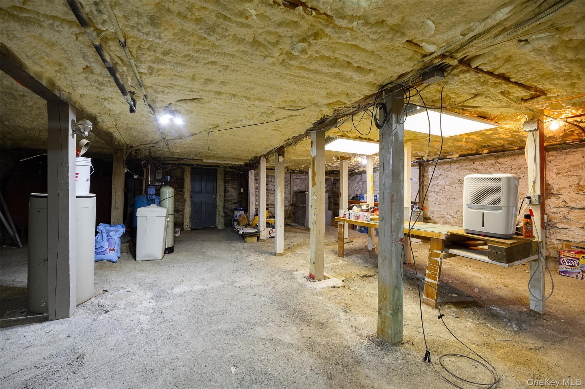 Single Family Salt Point Dutchess County, NY 12514, MLS-941267-37