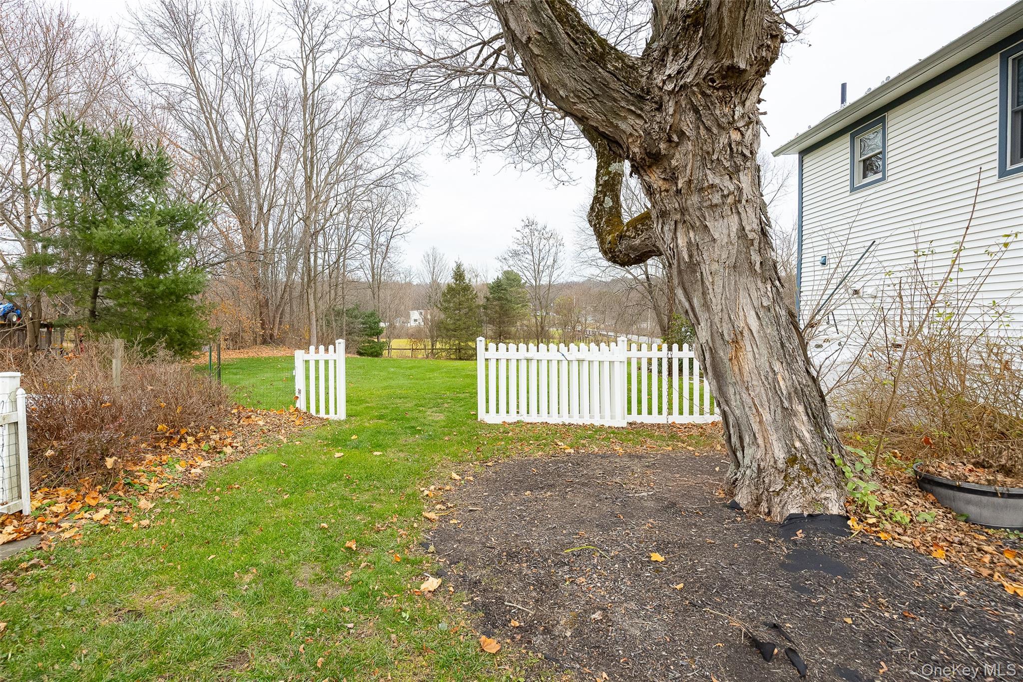 Single Family Salt Point Dutchess County, NY 12514, MLS-941267-49