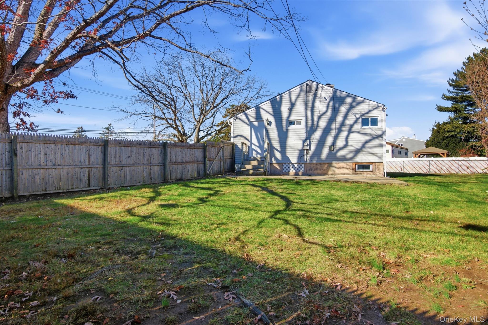 Single Family Chapel Hill Suffolk County, NY 11717, MLS-941285-14