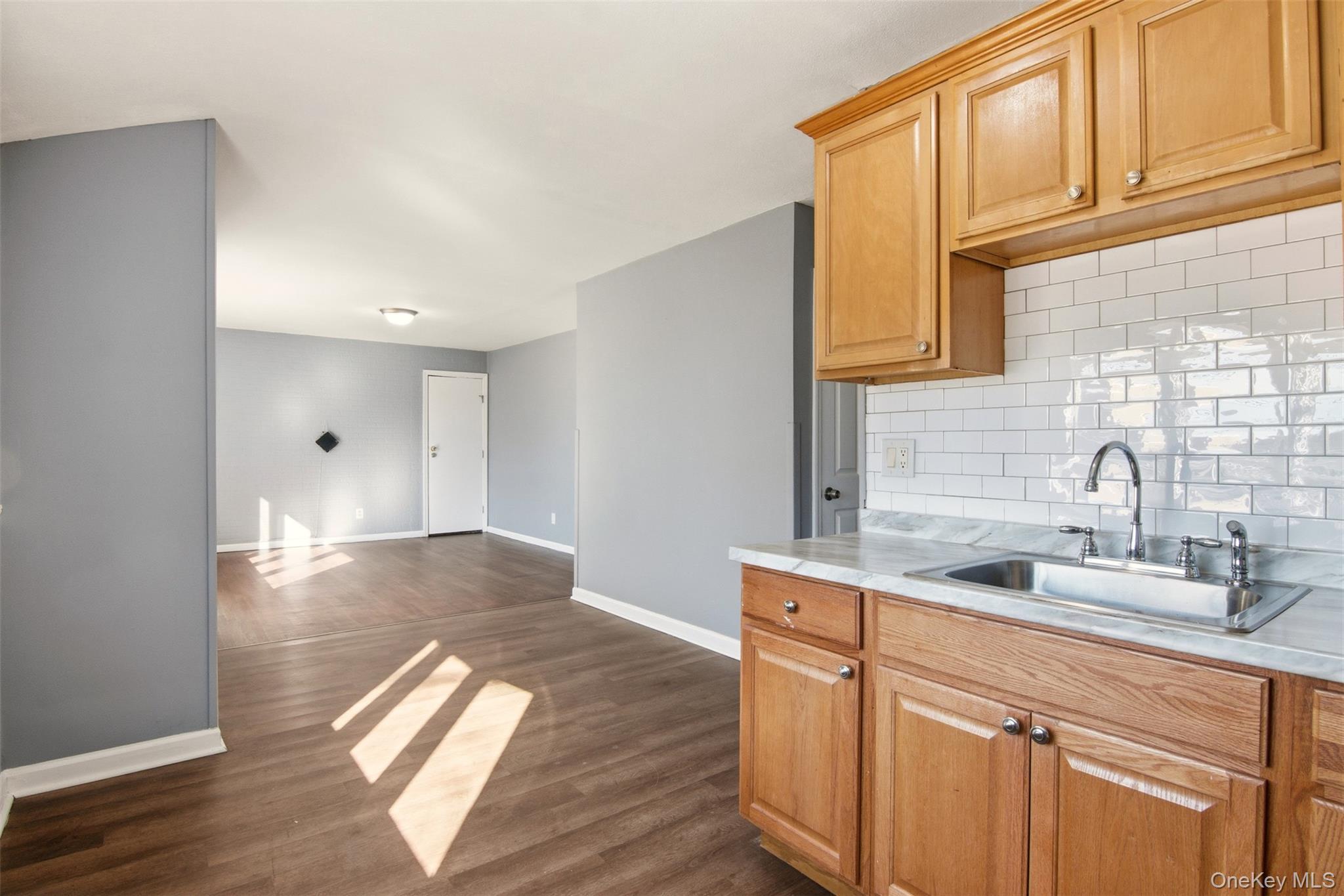 Single Family Chapel Hill Suffolk County, NY 11717, MLS-941285-6