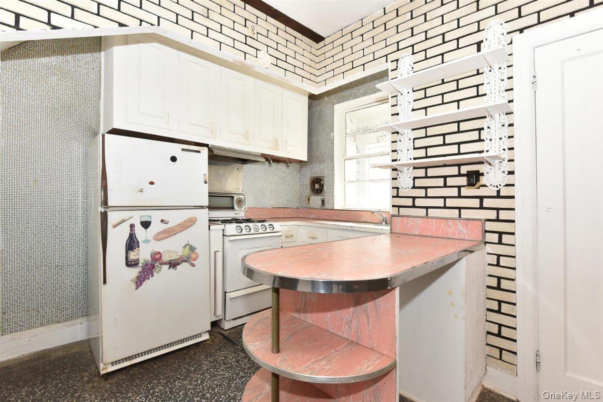 Single Family Avenue V  Brooklyn, NY 11223, MLS-941312-11