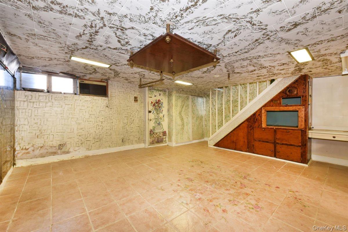 Single Family Avenue V  Brooklyn, NY 11223, MLS-941312-22