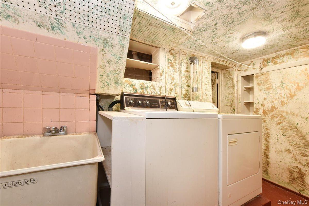 Single Family Avenue V  Brooklyn, NY 11223, MLS-941312-24