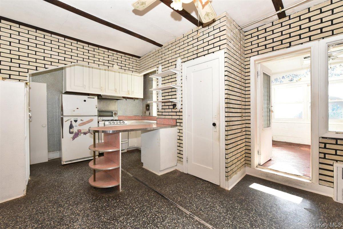 Single Family Avenue V  Brooklyn, NY 11223, MLS-941312-9