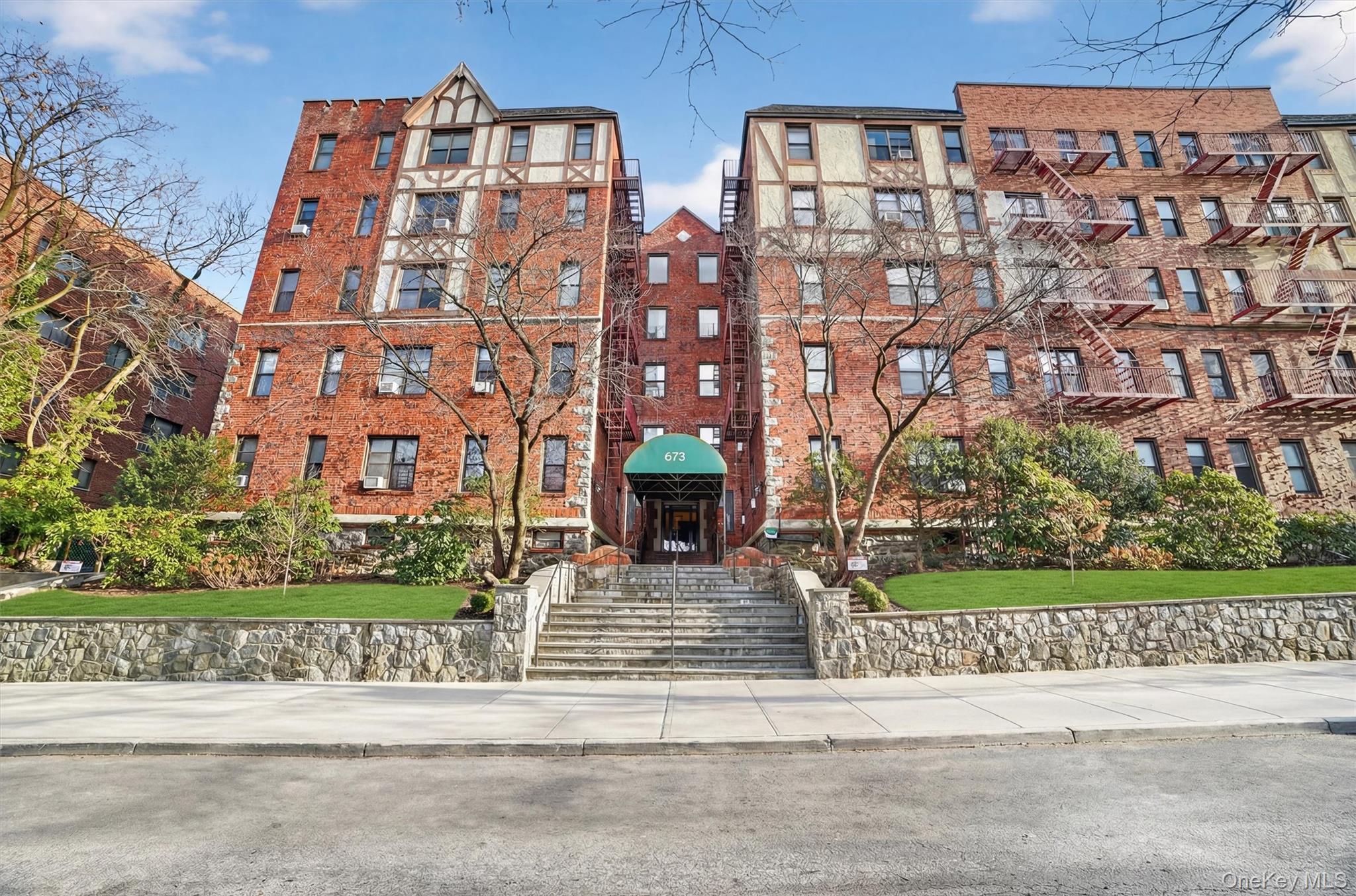 Coop Locust  Westchester County, NY 10552, MLS-941313-14