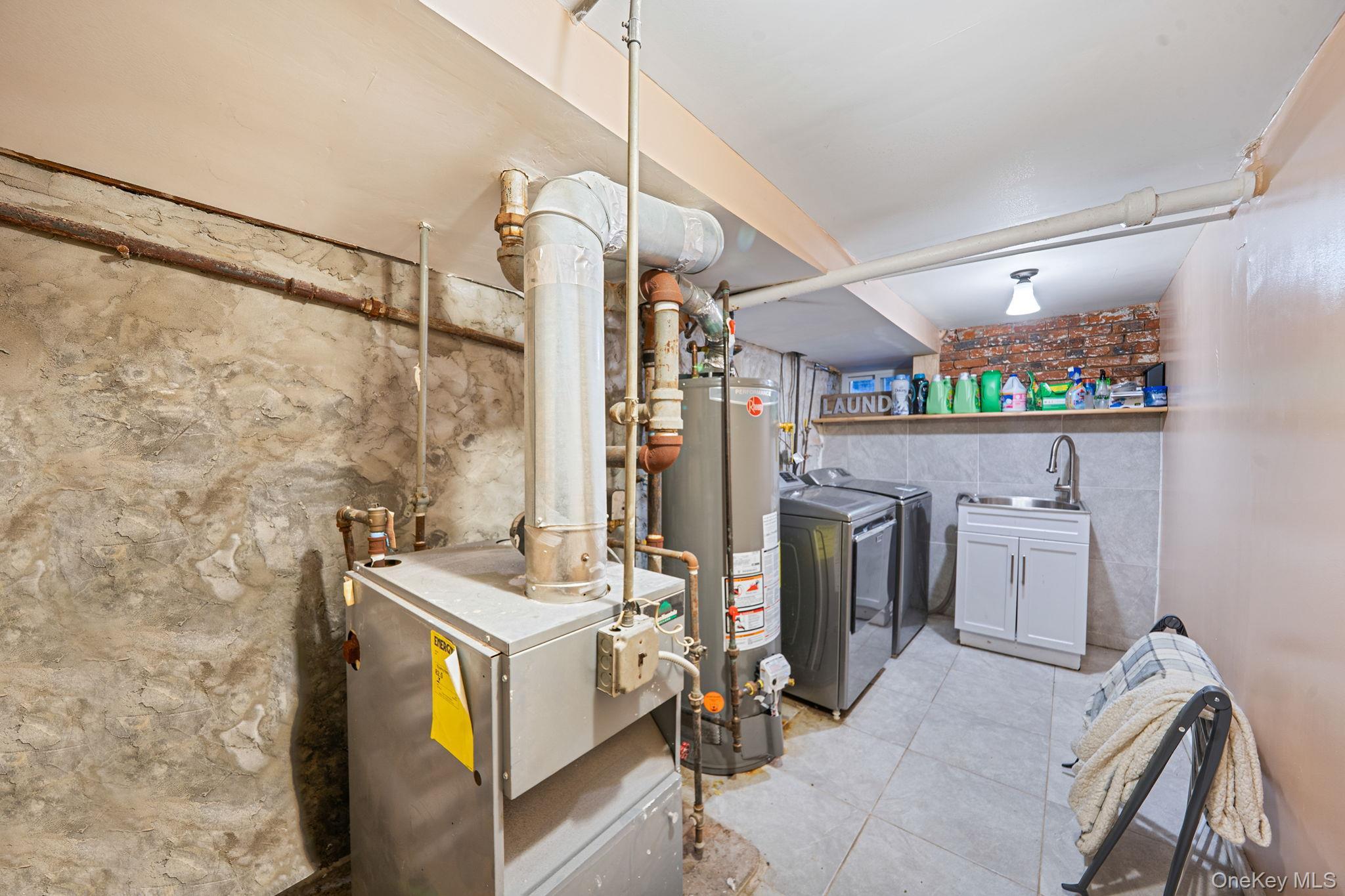 Single Family Grant  Brooklyn, NY 11208, MLS-941324-22