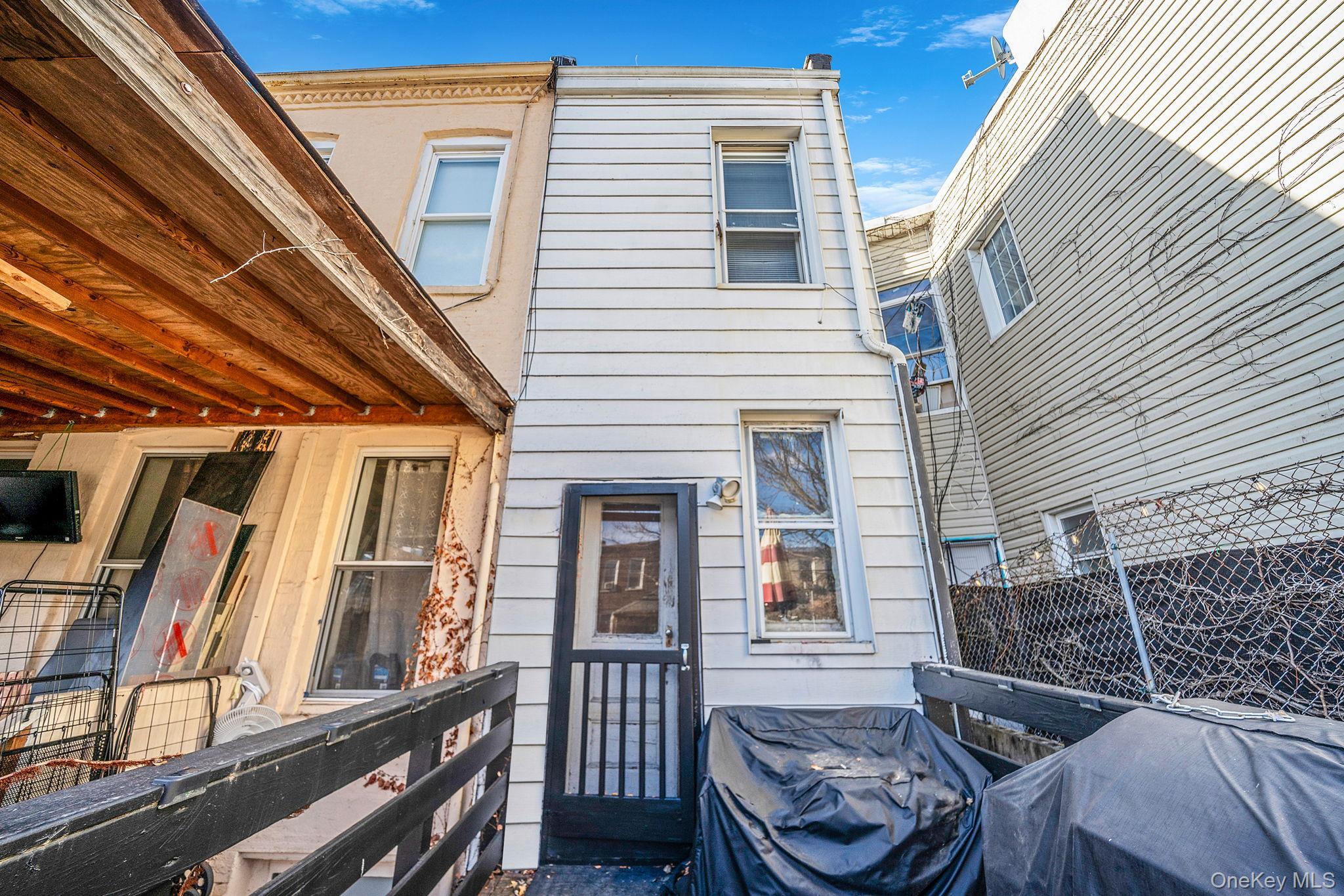 Single Family Grant  Brooklyn, NY 11208, MLS-941324-27