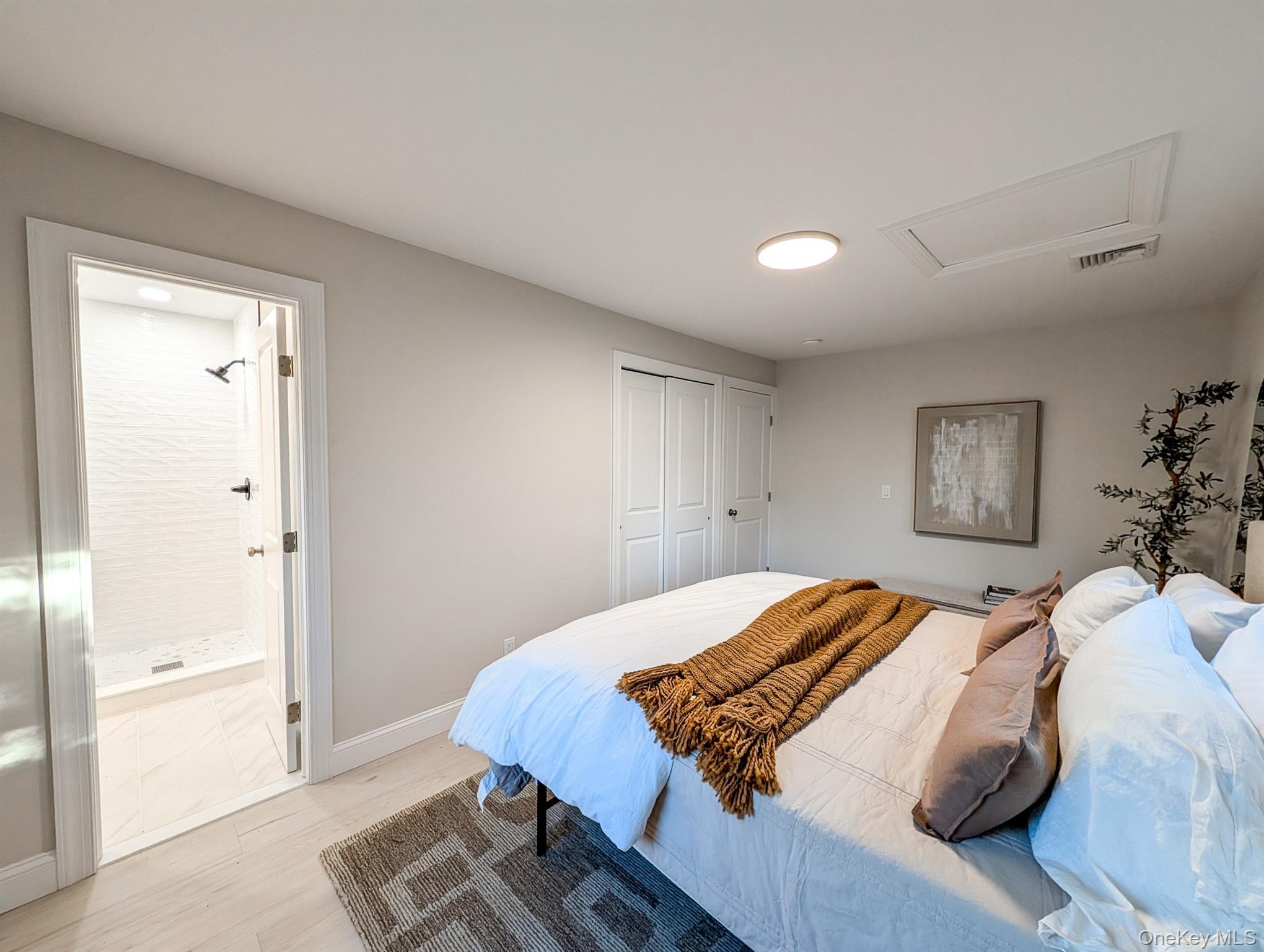 Single Family Short  Suffolk County, NY 11901, MLS-941325-10