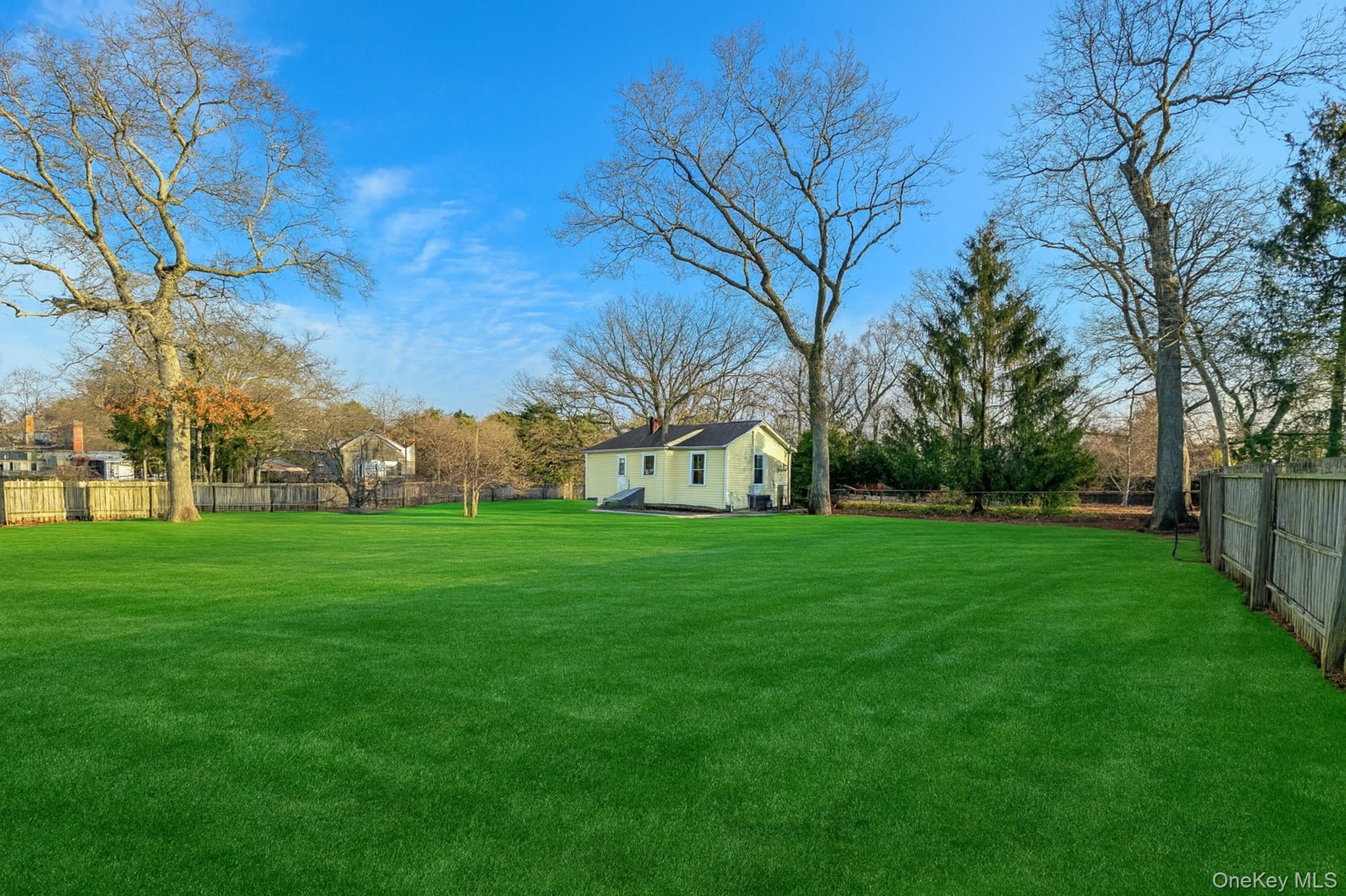 Single Family Short  Suffolk County, NY 11901, MLS-941325-17