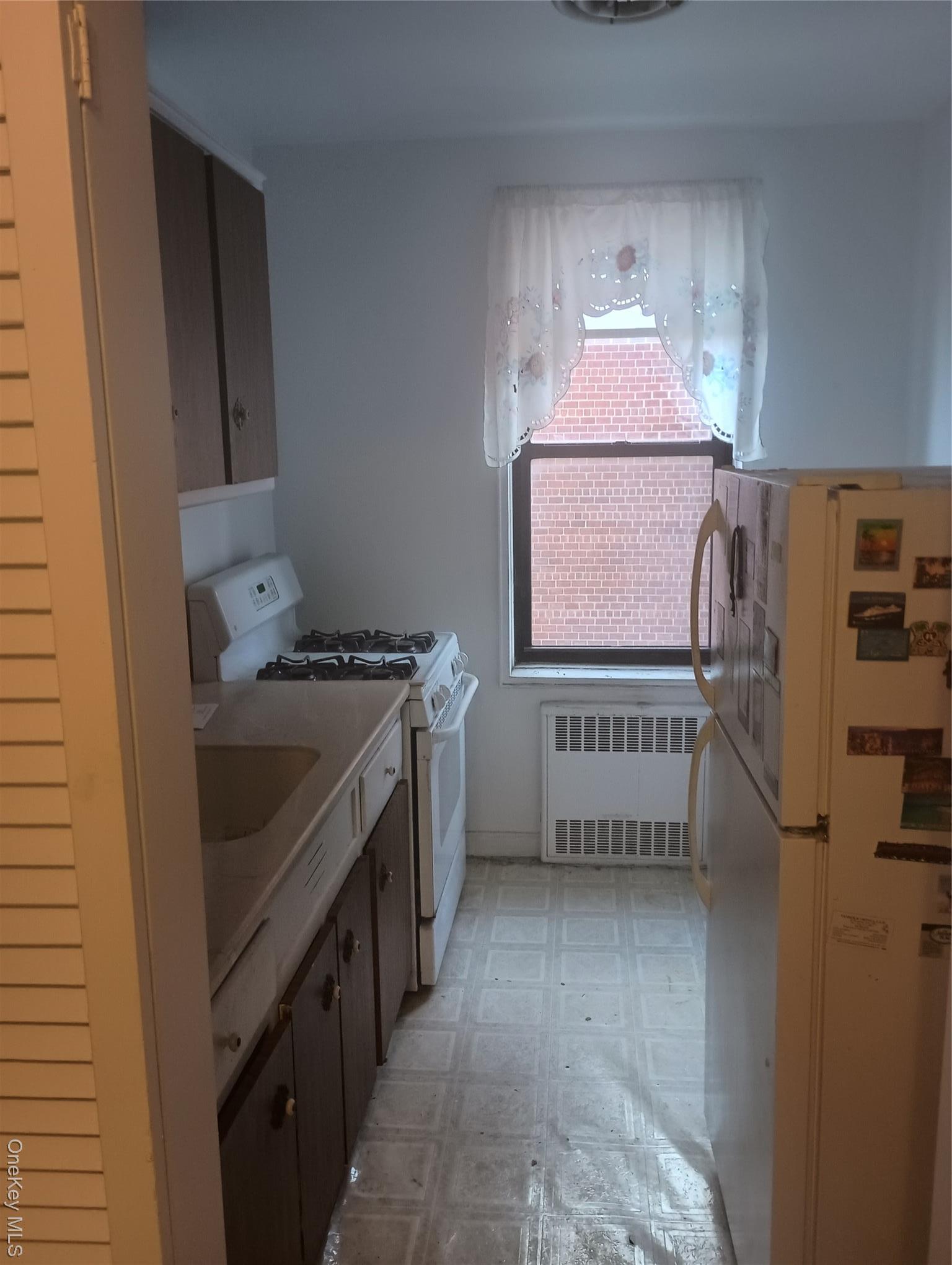 Coop Shore  Brooklyn, NY 11235, MLS-941327-3