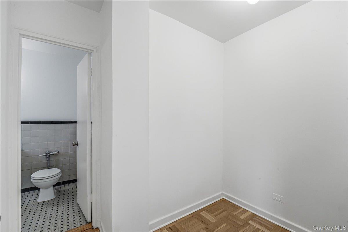 Coop Parsons  Queens, NY 11354, MLS-941334-11