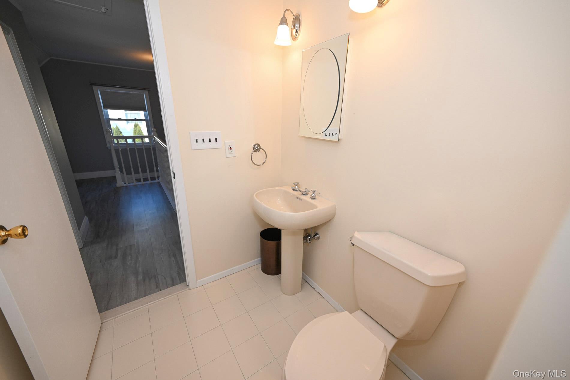 Single Family Grange Nassau County, NY 11010, MLS-941340-26