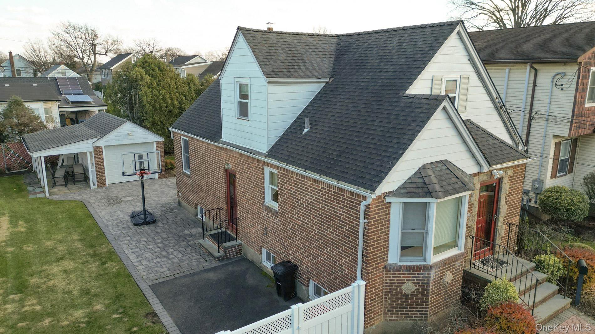 Single Family Grange Nassau County, NY 11010, MLS-941340-3