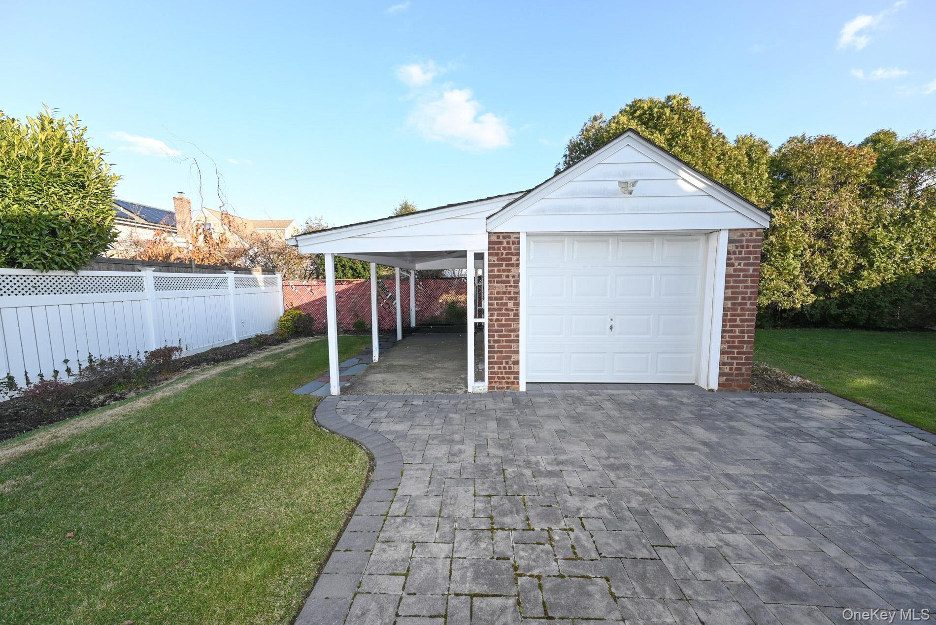 Single Family Grange Nassau County, NY 11010, MLS-941340-6