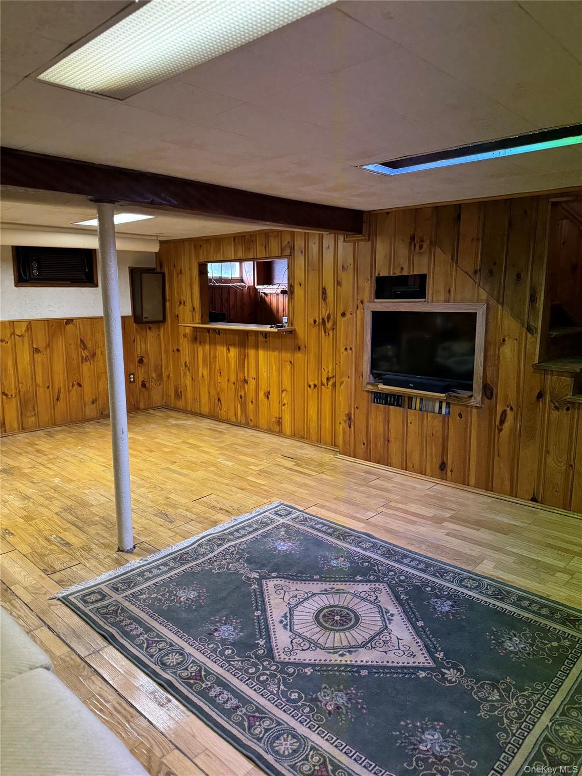 Single Family Scherer Nassau County, NY 11714, MLS-941347-8