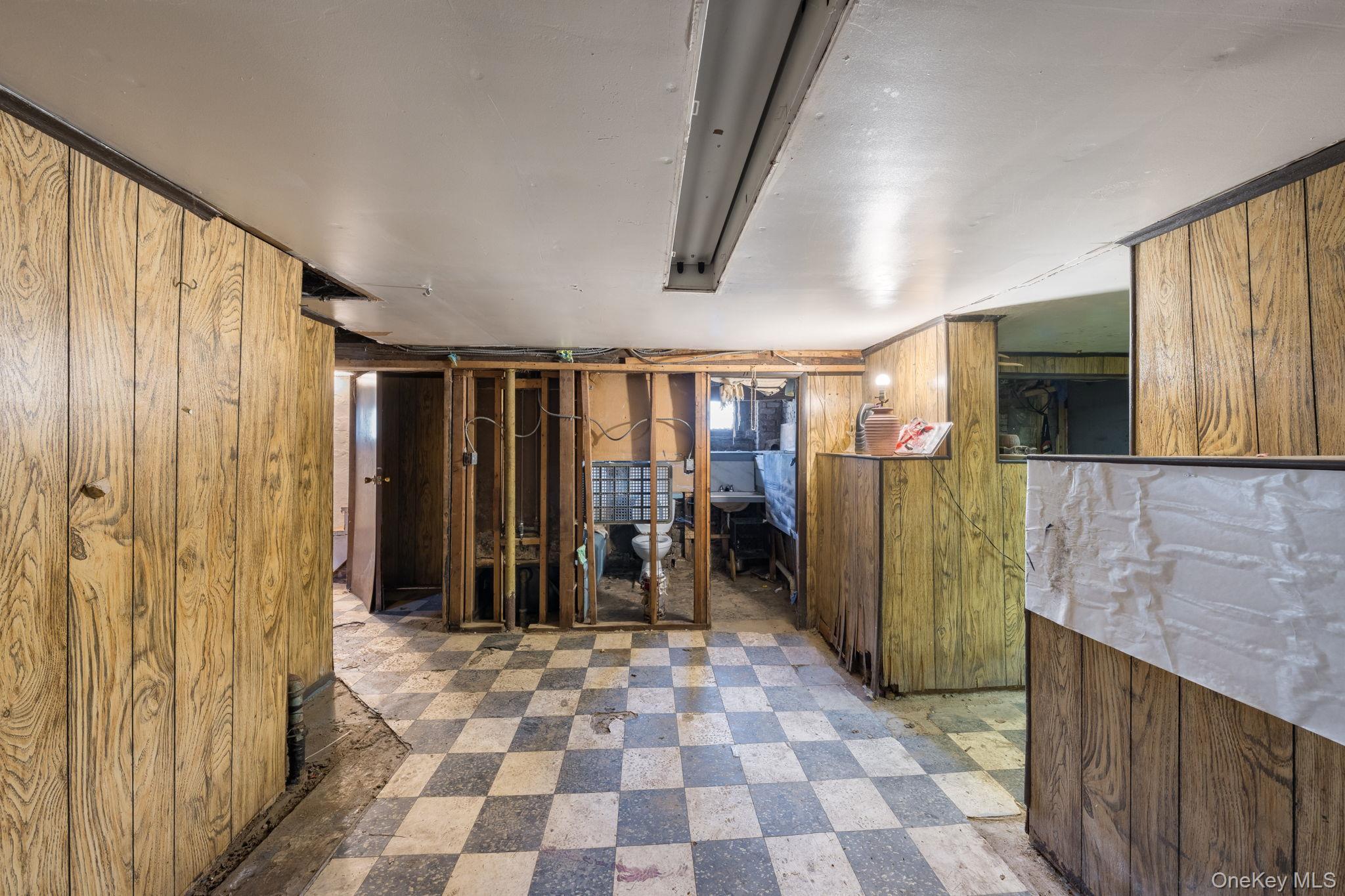 Single Family Hermany  Bronx, NY 10473, MLS-941350-41