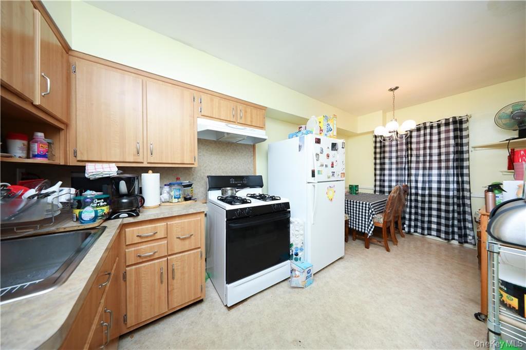 Single Family 54th  Brooklyn, NY 11234, MLS-941359-12