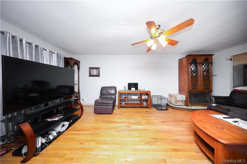 Single Family 54th  Brooklyn, NY 11234, MLS-941359-7