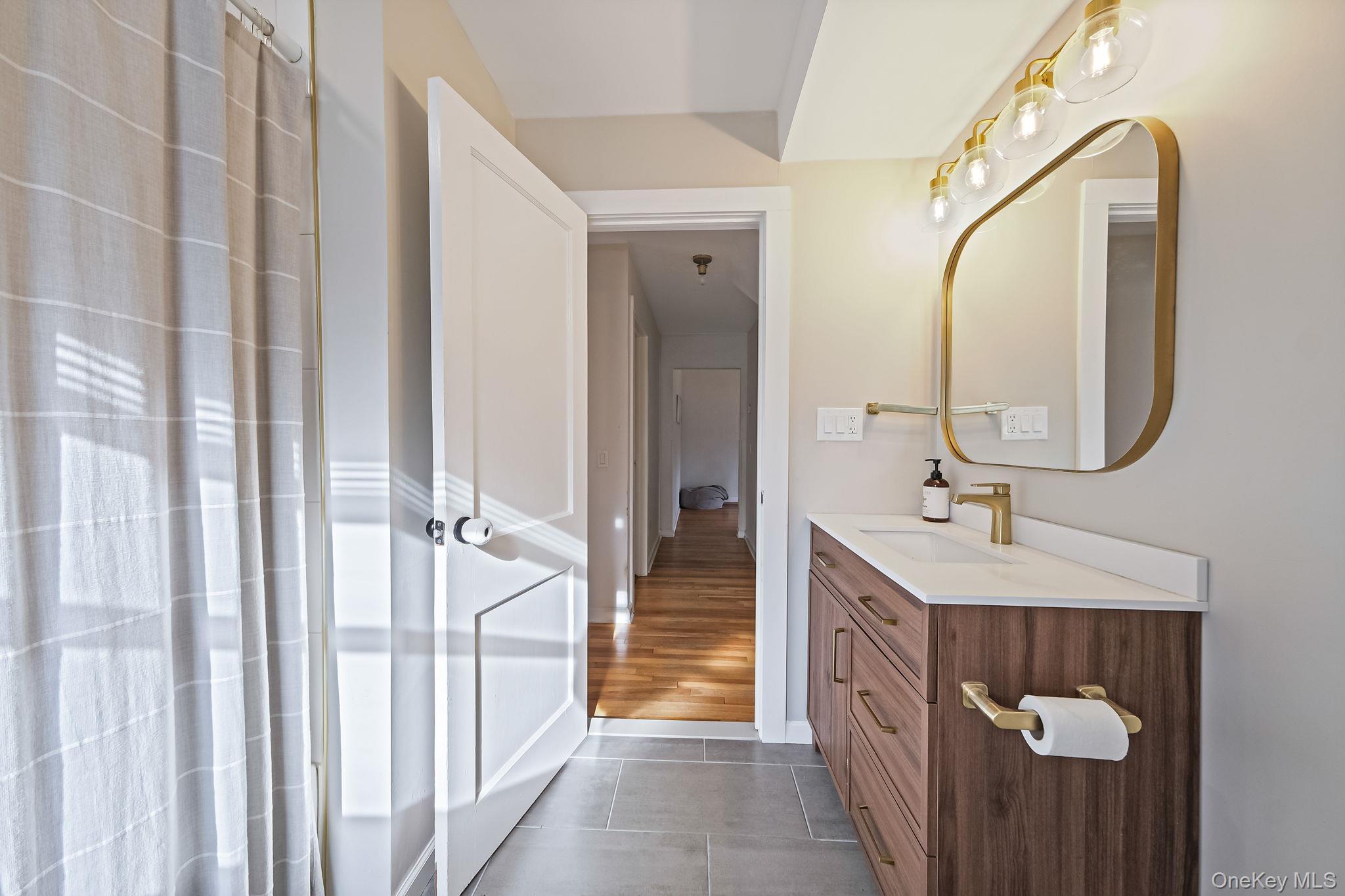 Single Family Monroe Suffolk County, NY 11772, MLS-941382-26