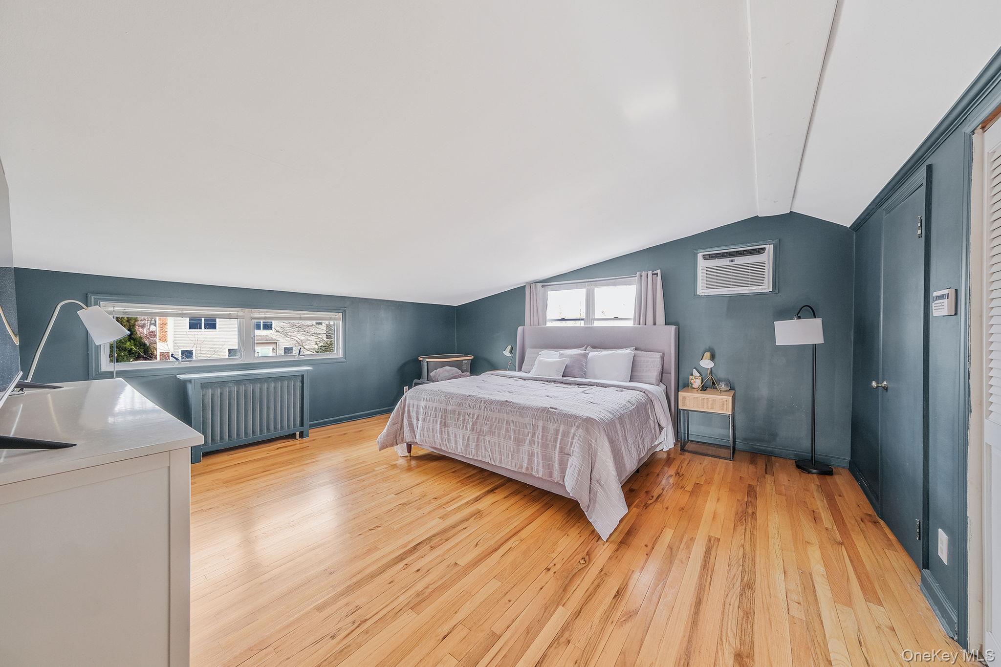 Single Family Monroe Suffolk County, NY 11772, MLS-941382-29