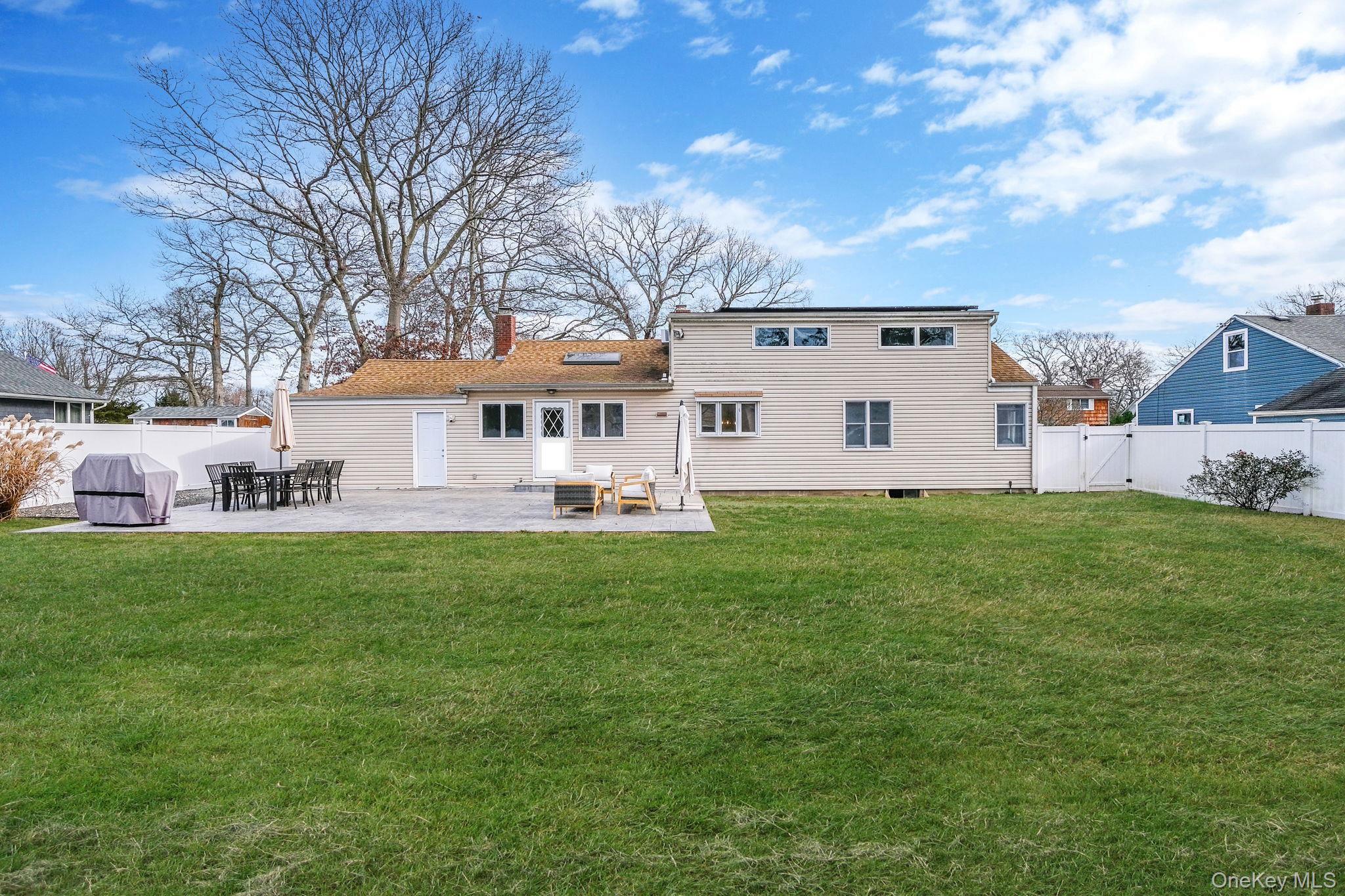 Single Family Monroe Suffolk County, NY 11772, MLS-941382-6